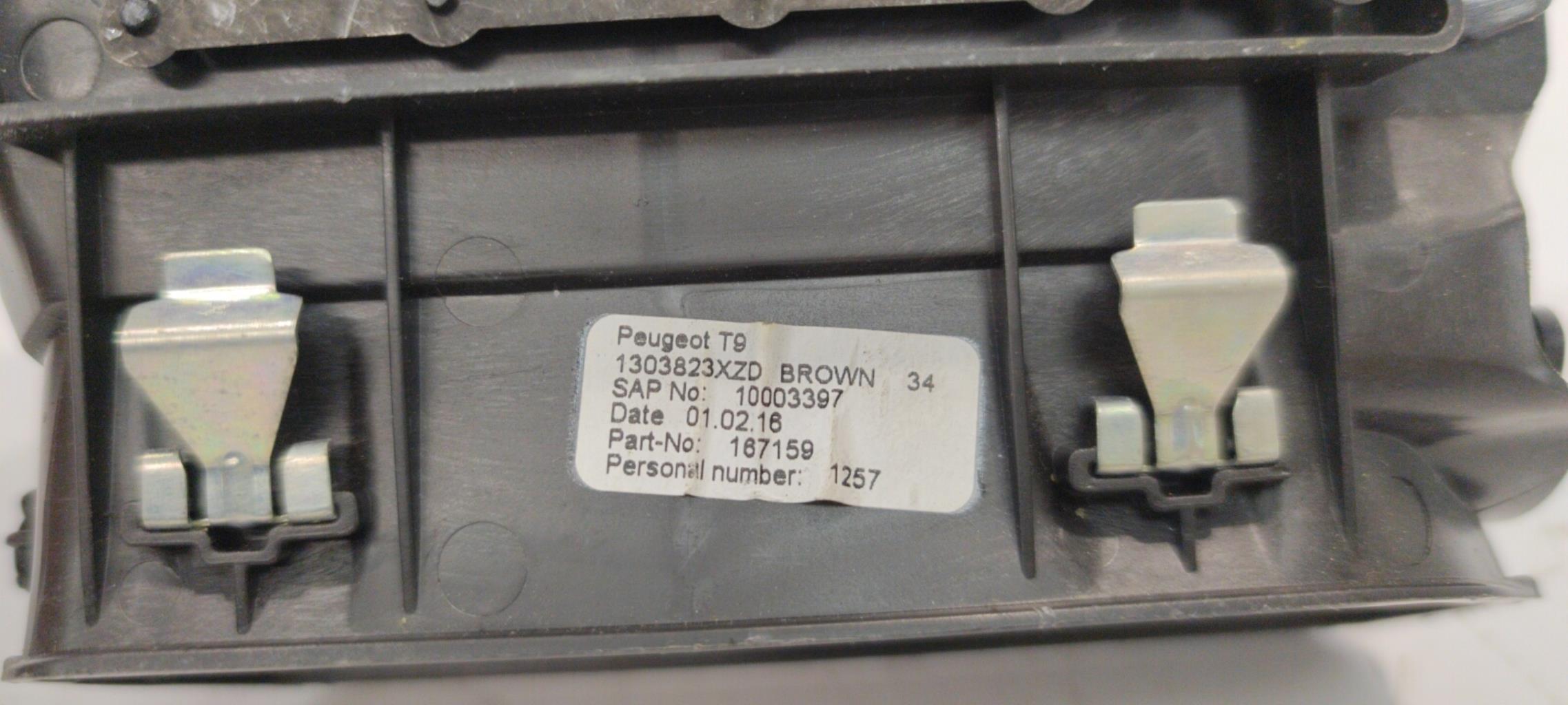 Bocchetta aerazione cruscotto anteriore destra PEUGEOT 308 2 PHASE 1 Diésel - 1