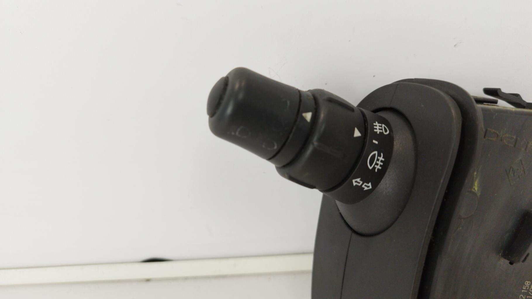 Commodo phare RENAULT CLIO 3 PHASE 1 Diesel - 1
