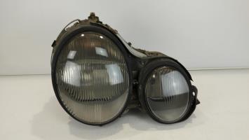 Optique avant principal droit (feux)(phare)