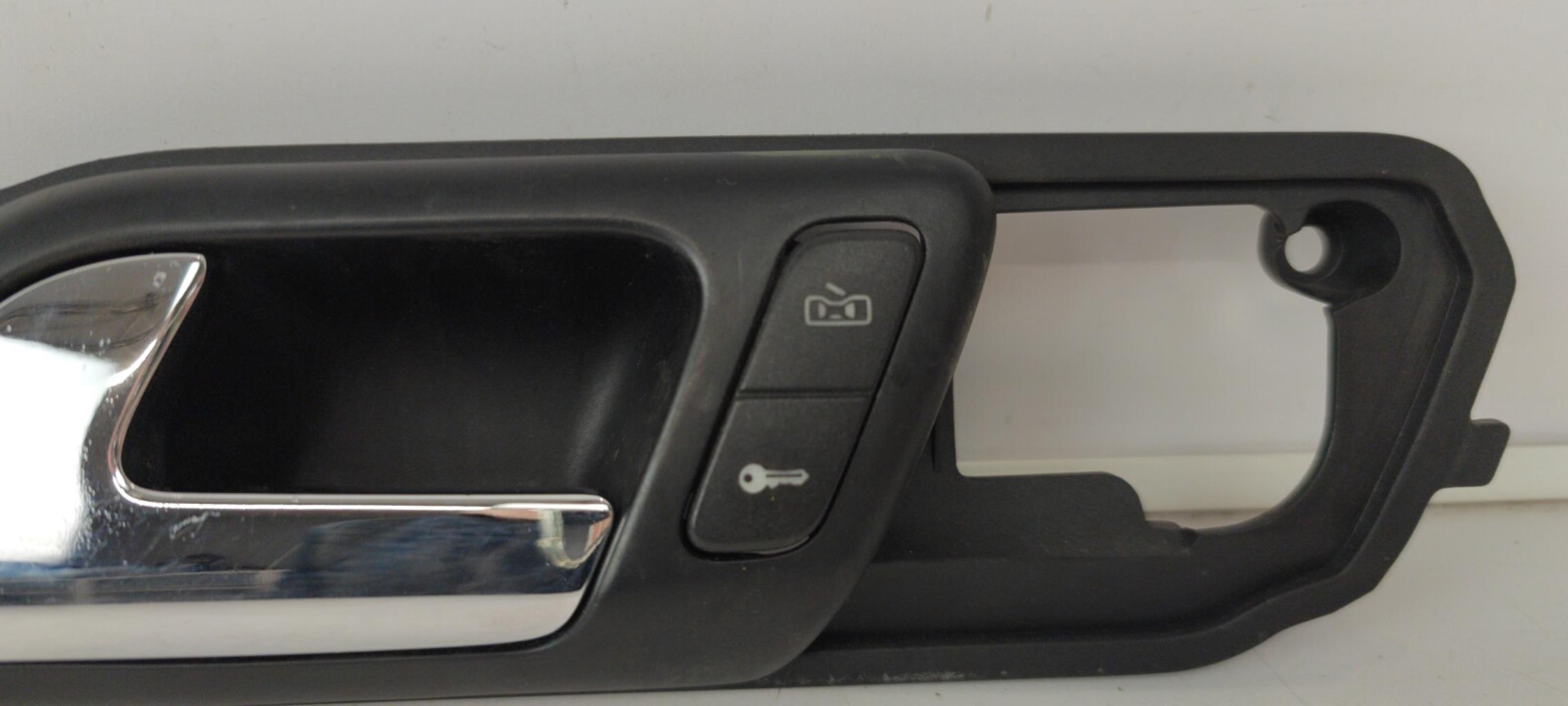 Maniglia interna anteriore sinistra VOLKSWAGEN POLO 4 PHASE 1 Gasolina - 1