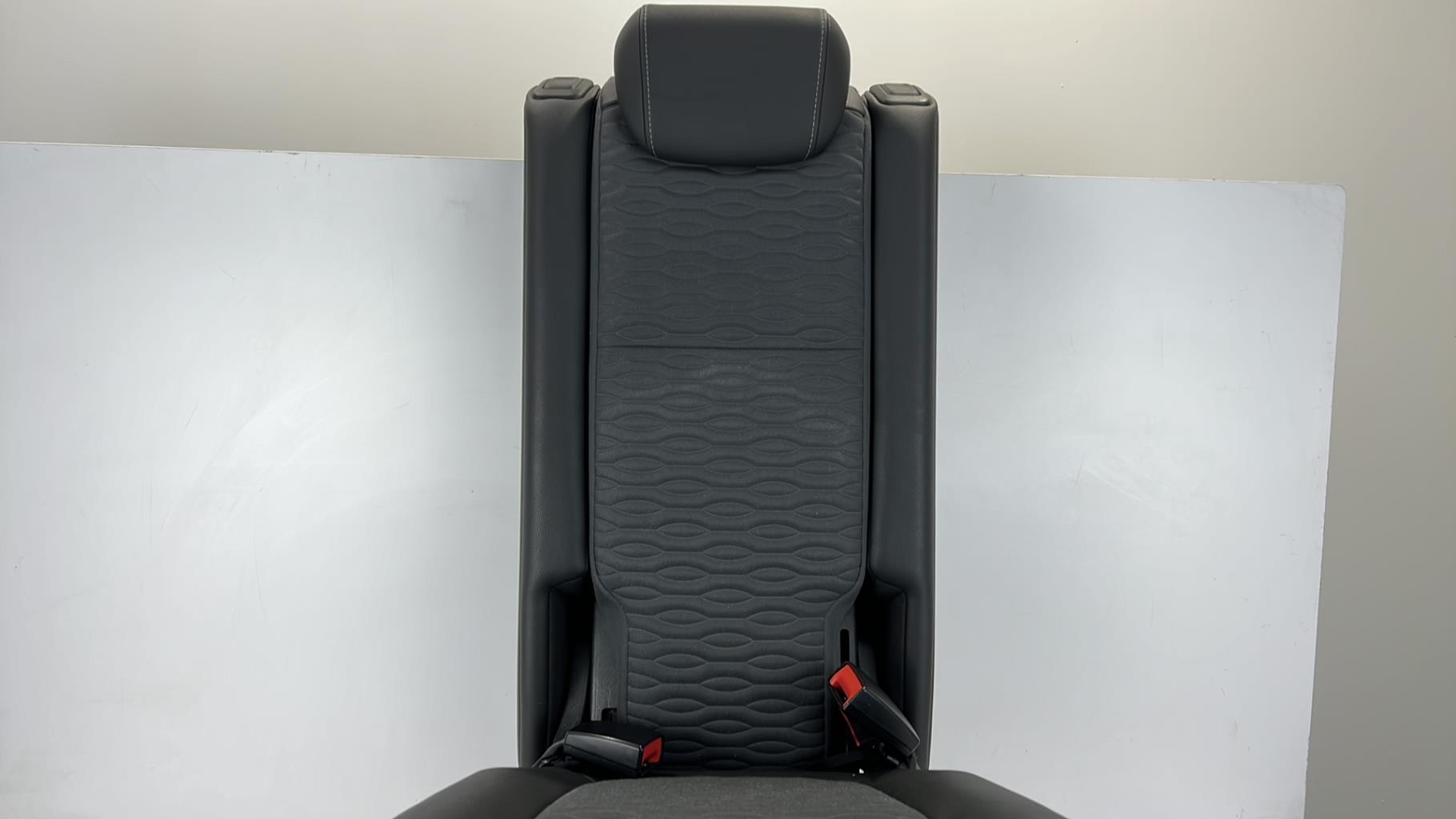 Siege arriere central OPEL ZAFIRA TOURER C PHASE 1 Diesel - 1