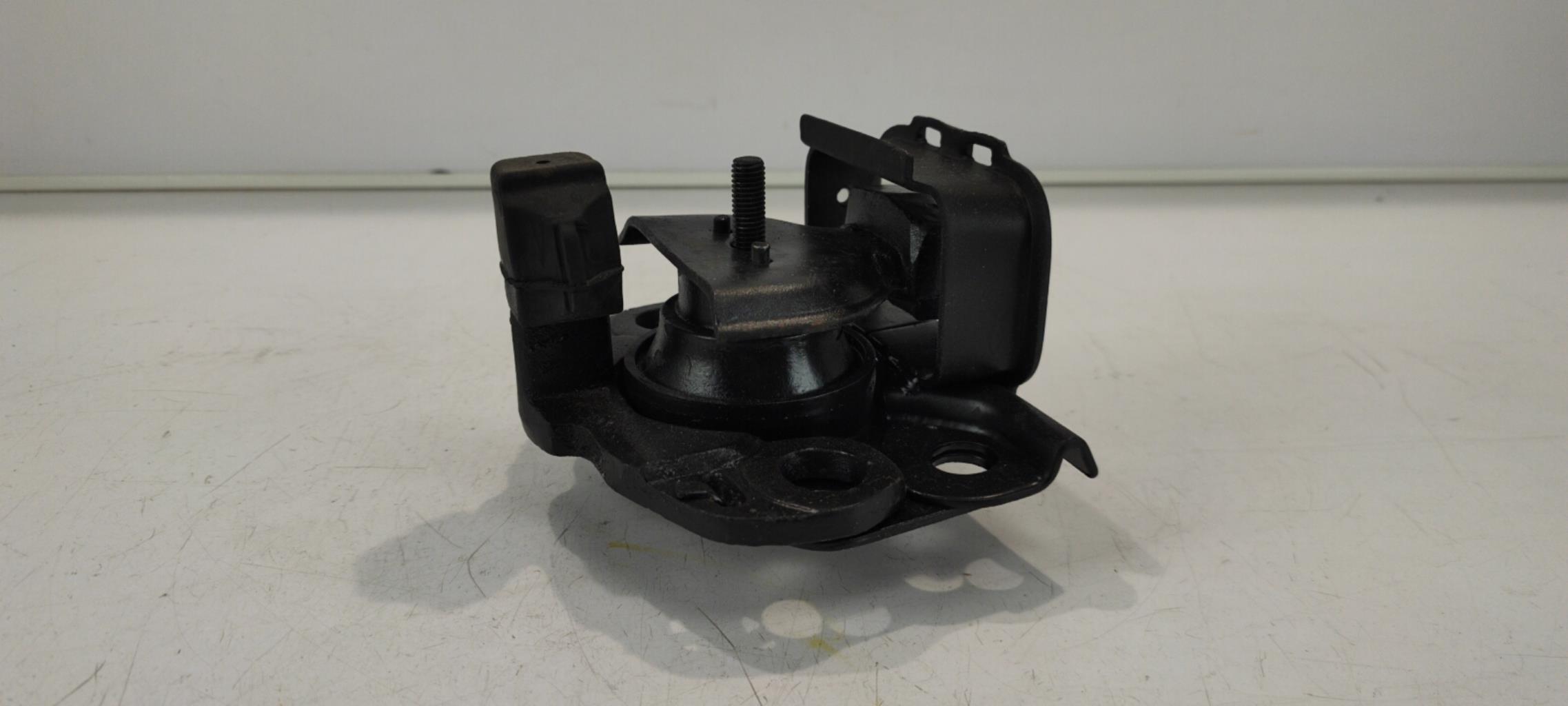 Support moteur droit RENAULT CLIO 1 PHASE 1 Essence - 1