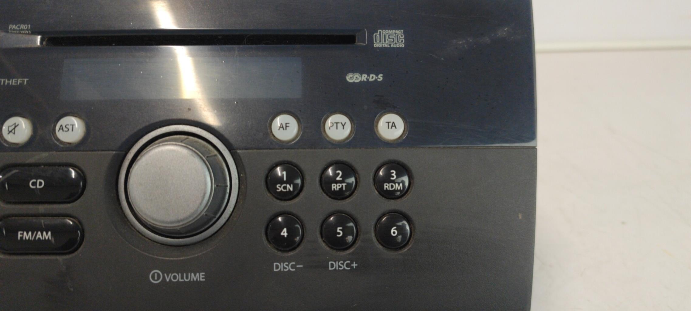 Autoradio originale SUZUKI SWIFT 3 Gasolina - 1