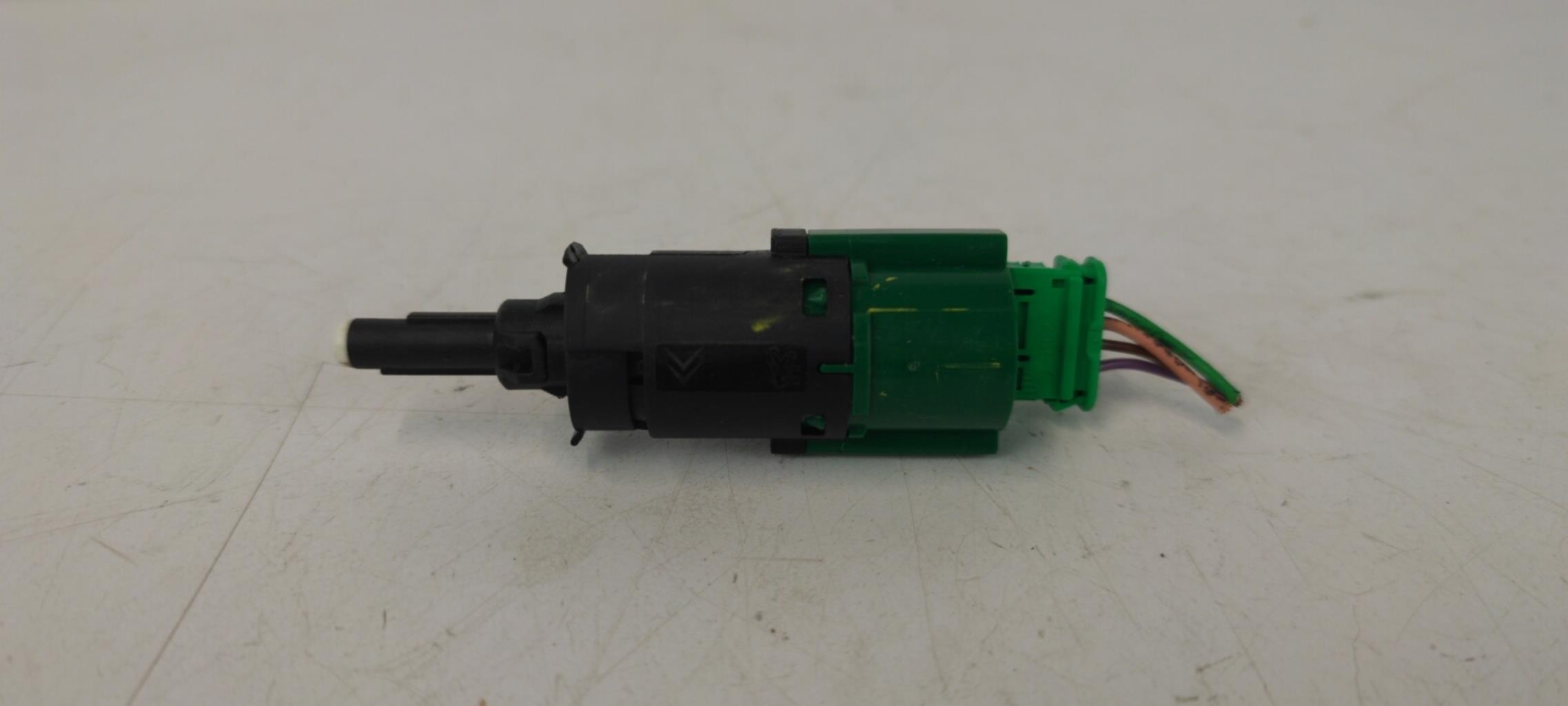 Contattore luce stop PEUGEOT 308 1 SW PHASE 2 BREAK Diésel - 1