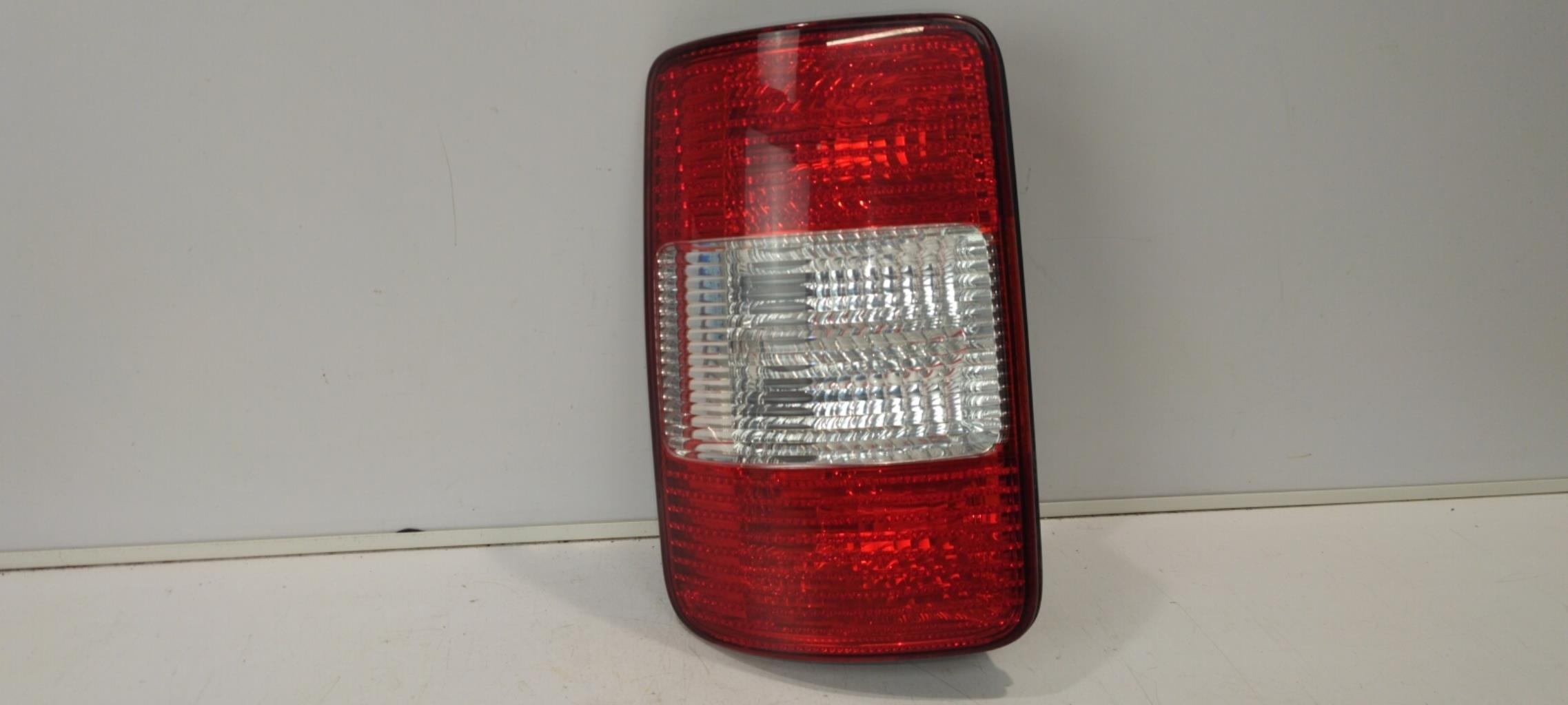 Fanale posteriore principale sinistro (luci) VOLKSWAGEN CADDY 3 PHASE 1 Diésel - 1