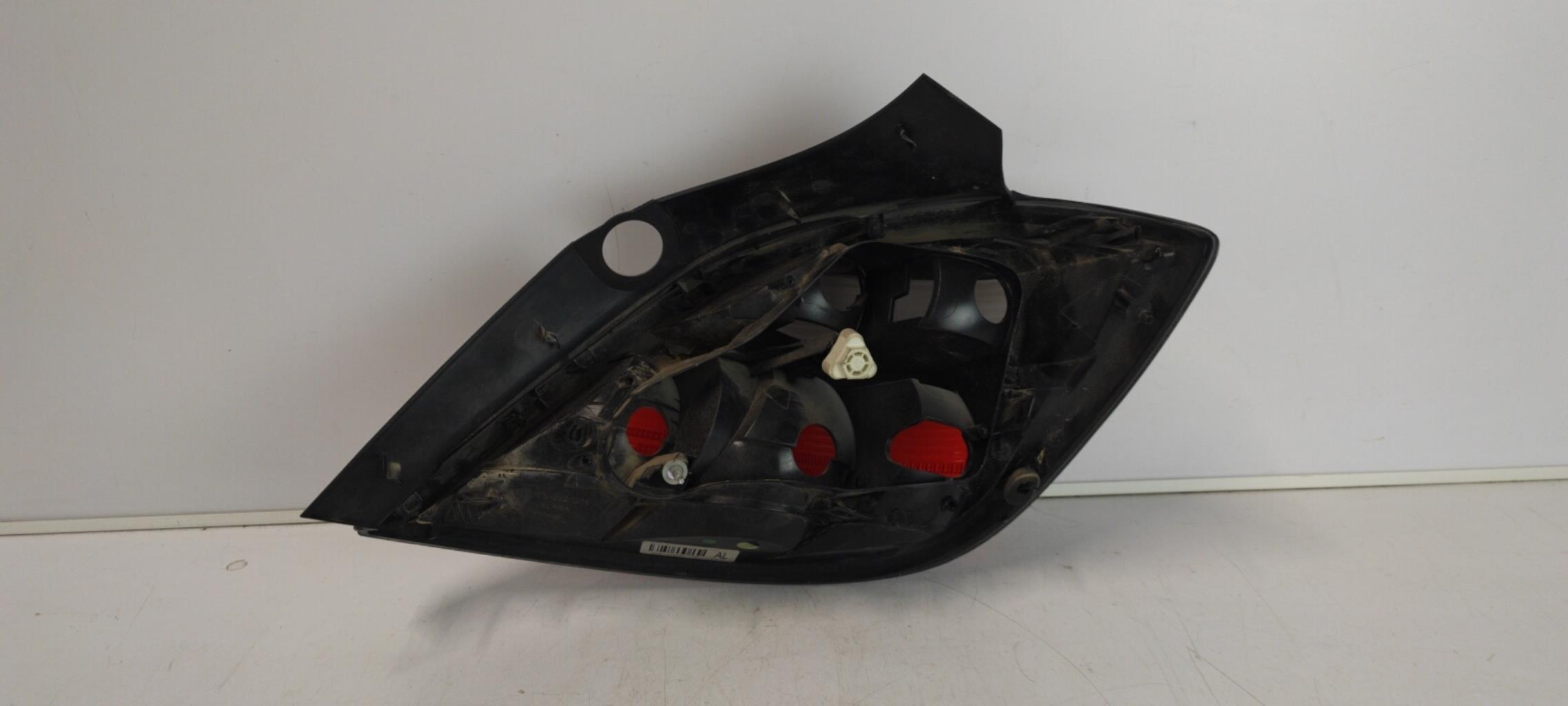 Fanale posteriore principale sinistro (luci) OPEL ASTRA H GTC PHASE 1 Diésel - 1