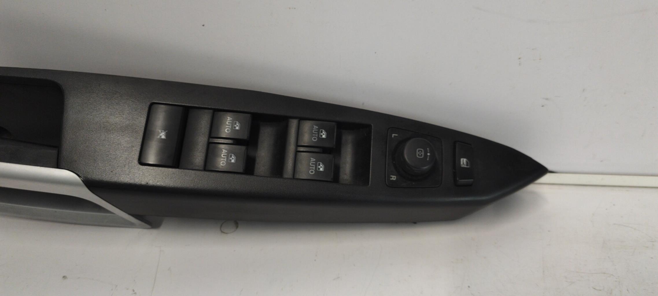 Interruttore lavacristalli anteriore sinistro OPEL ANTARA PHASE 2 Diésel - 1