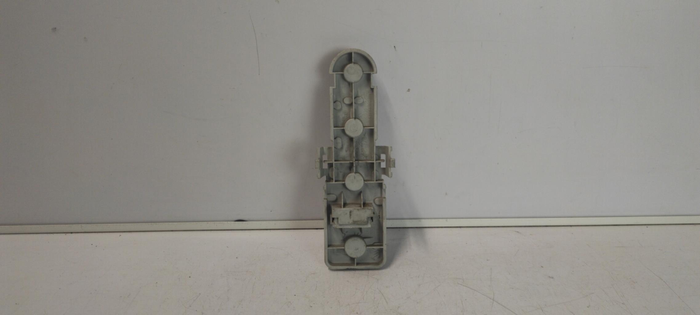 Base portalampade fanale posteriore destro AUDI A4 1 AVANT PHASE 2 BREAK  - 1