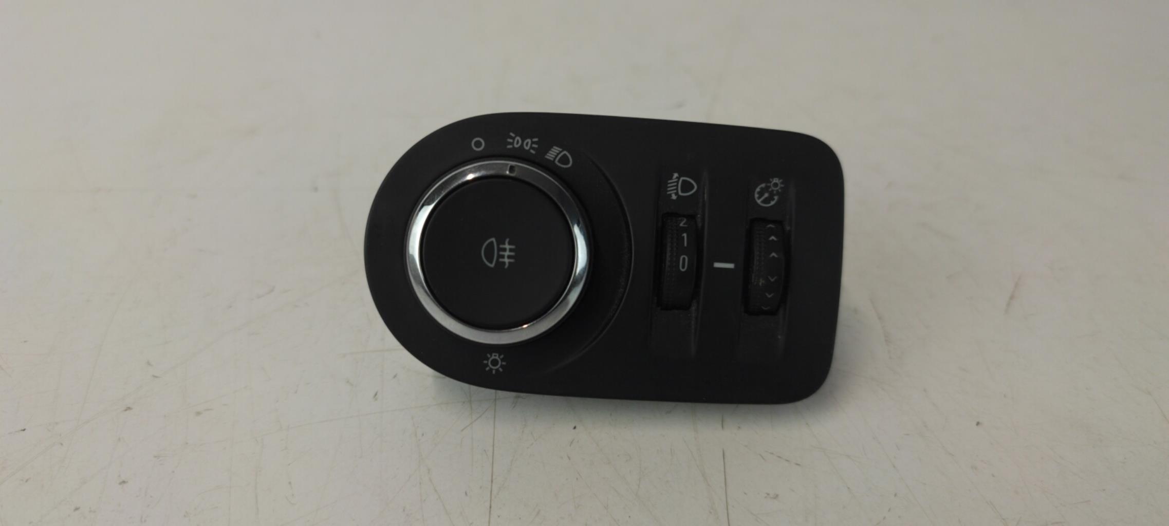 Commande de reglage hauteur de phare OPEL MERIVA B PHASE 1 Diesel - 1