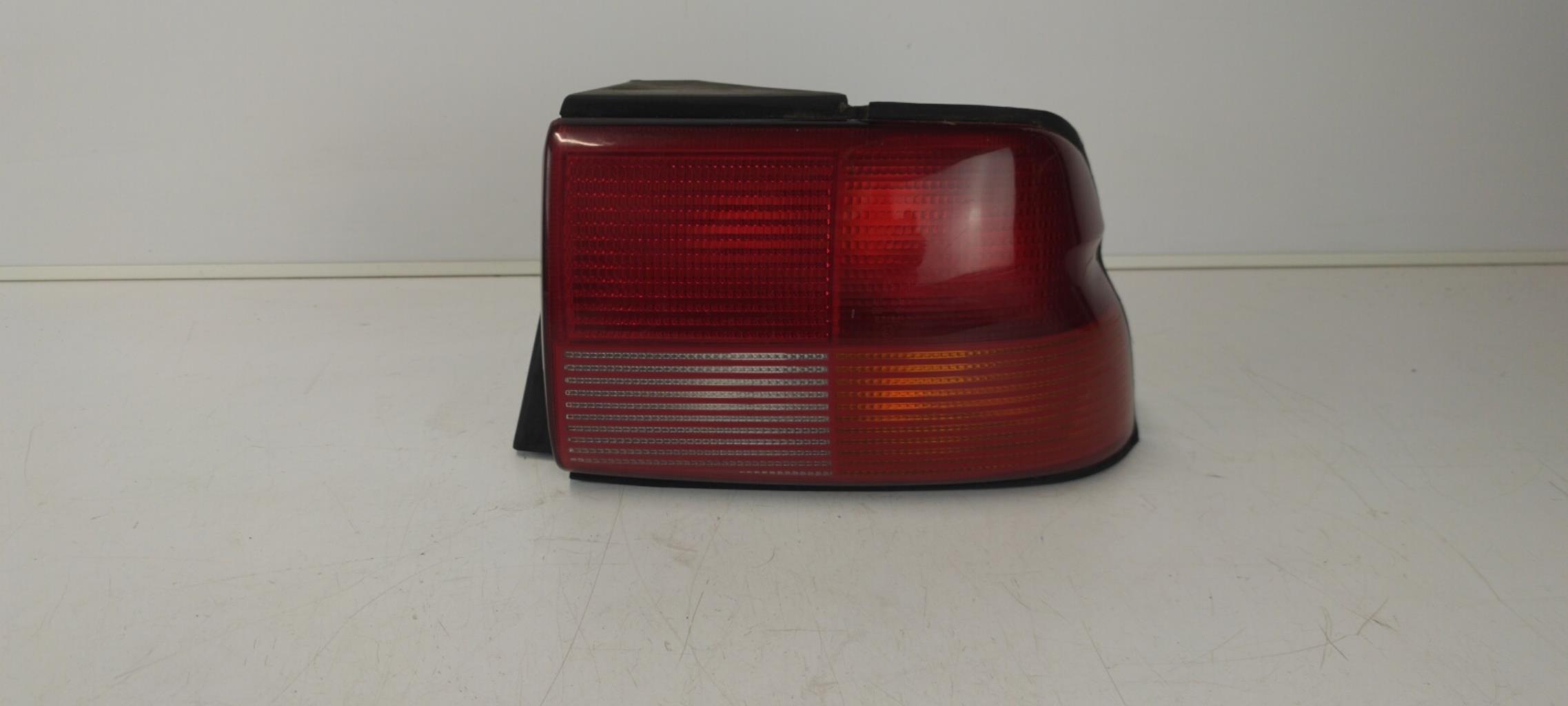 Fanale posteriore principale destro (luci) FORD ESCORT 6 Diésel - 1