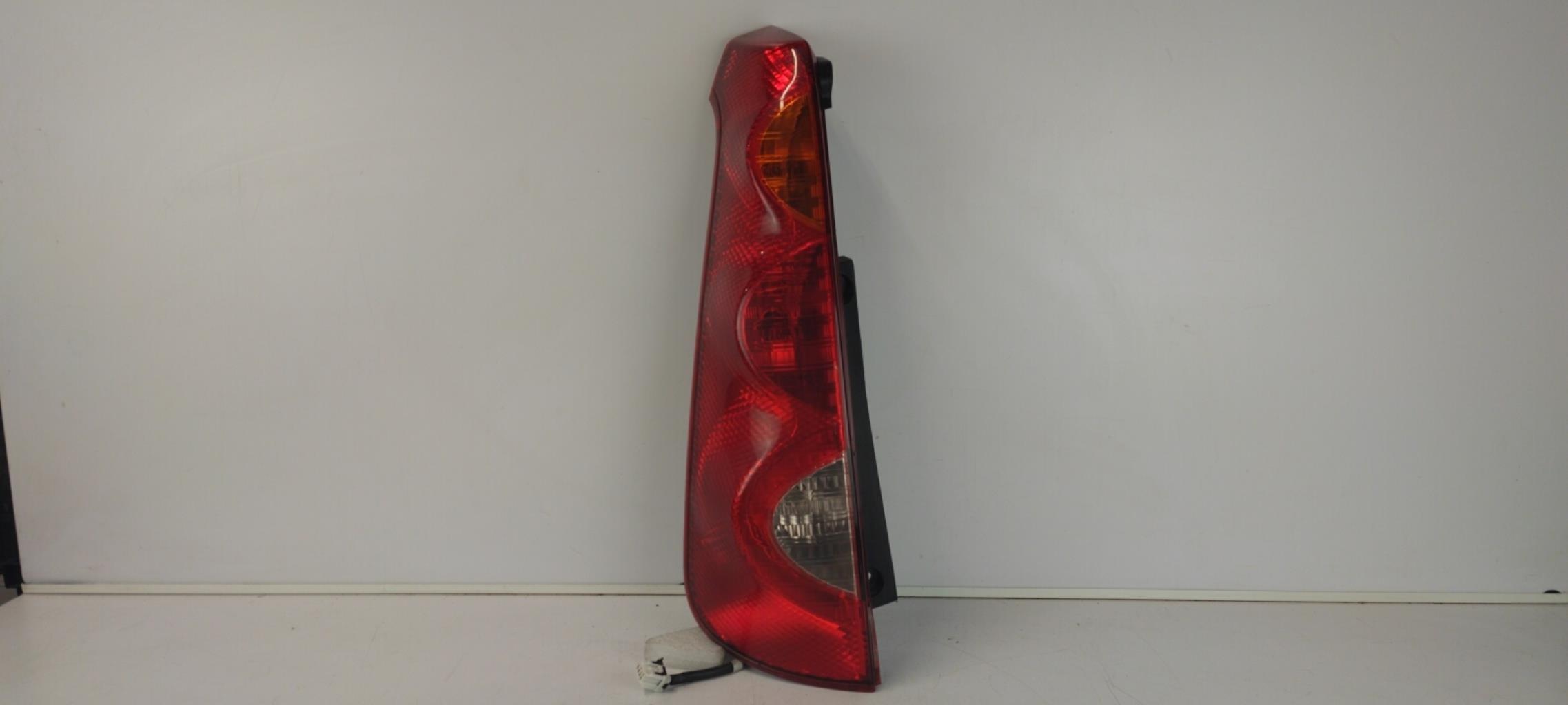 Fanale posteriore principale sinistro (luci) NISSAN NOTE 1 PHASE 1 Diésel - 1