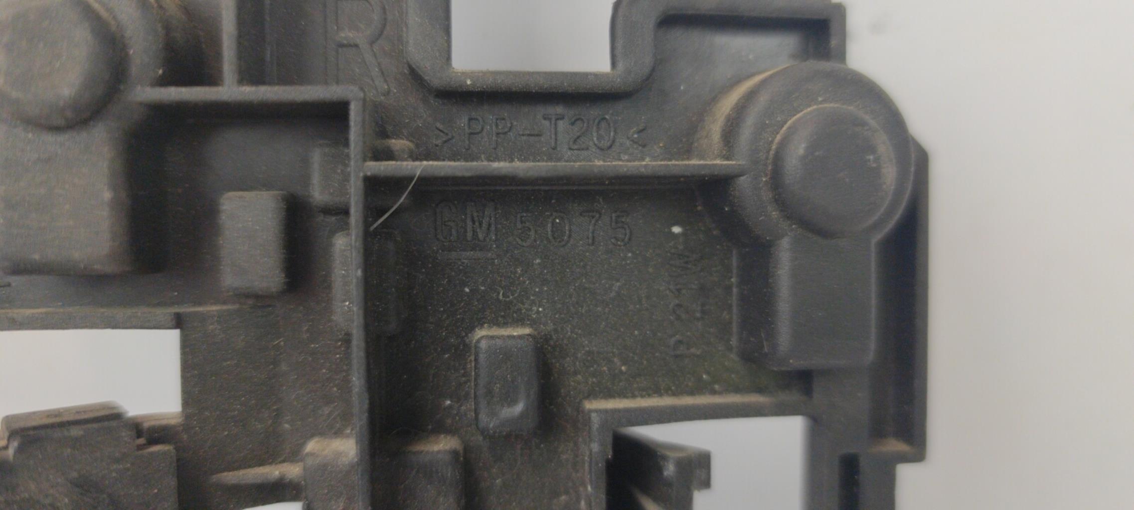 Base portalampade fanale posteriore destro OPEL VECTRA B PHASE 1 Diésel - 1