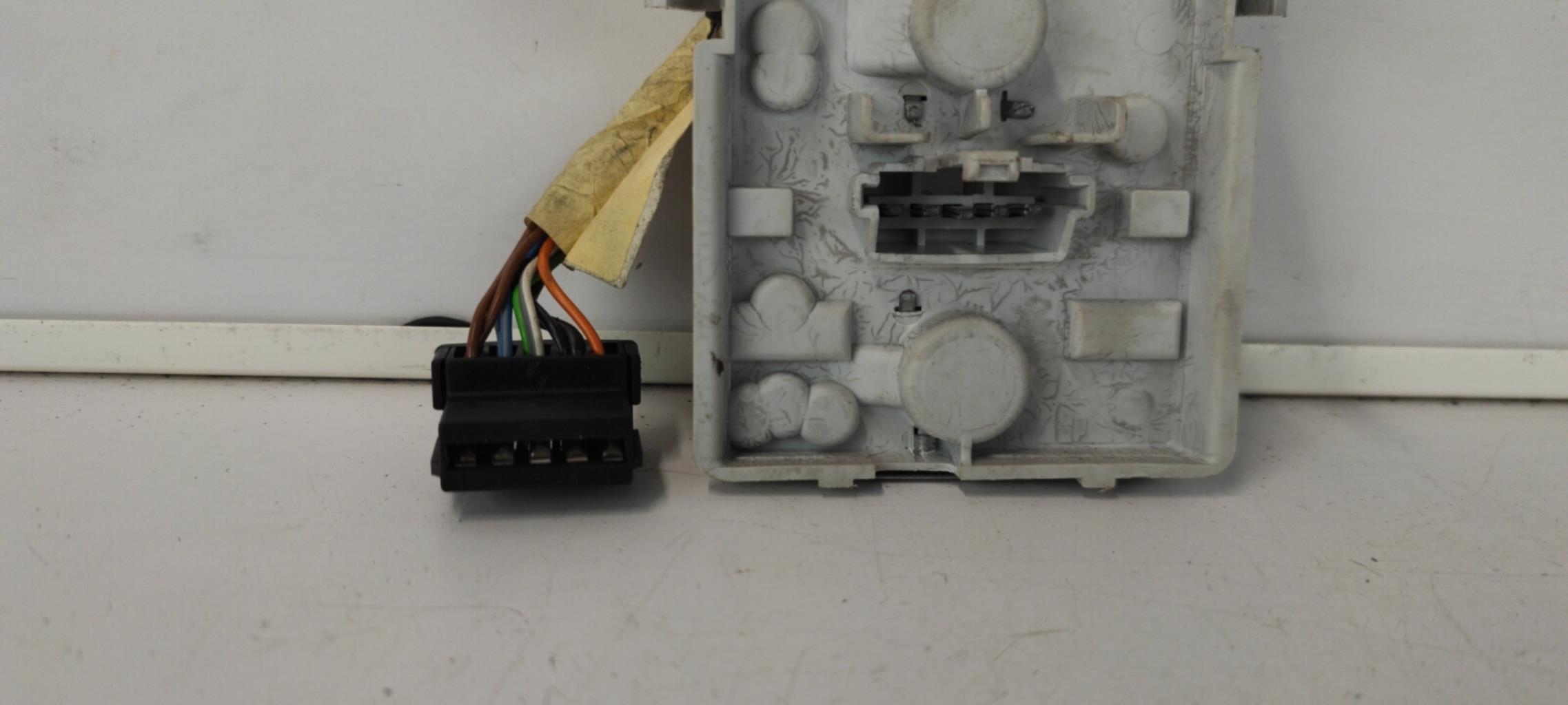 Base portalampade fanale posteriore destro RENAULT R19 PHASE 2 Gasolina - 1