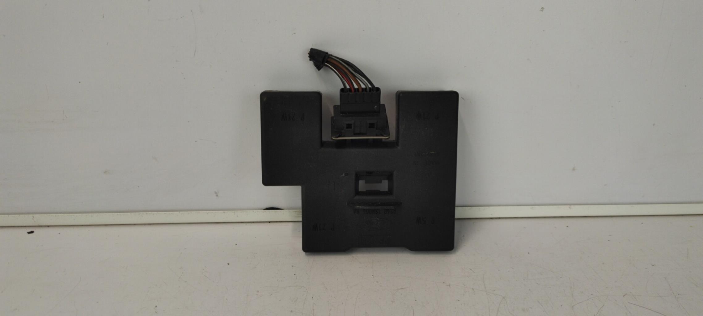 Base portalampade fanale posteriore sinistro FORD ESCORT 6 Diésel - 1