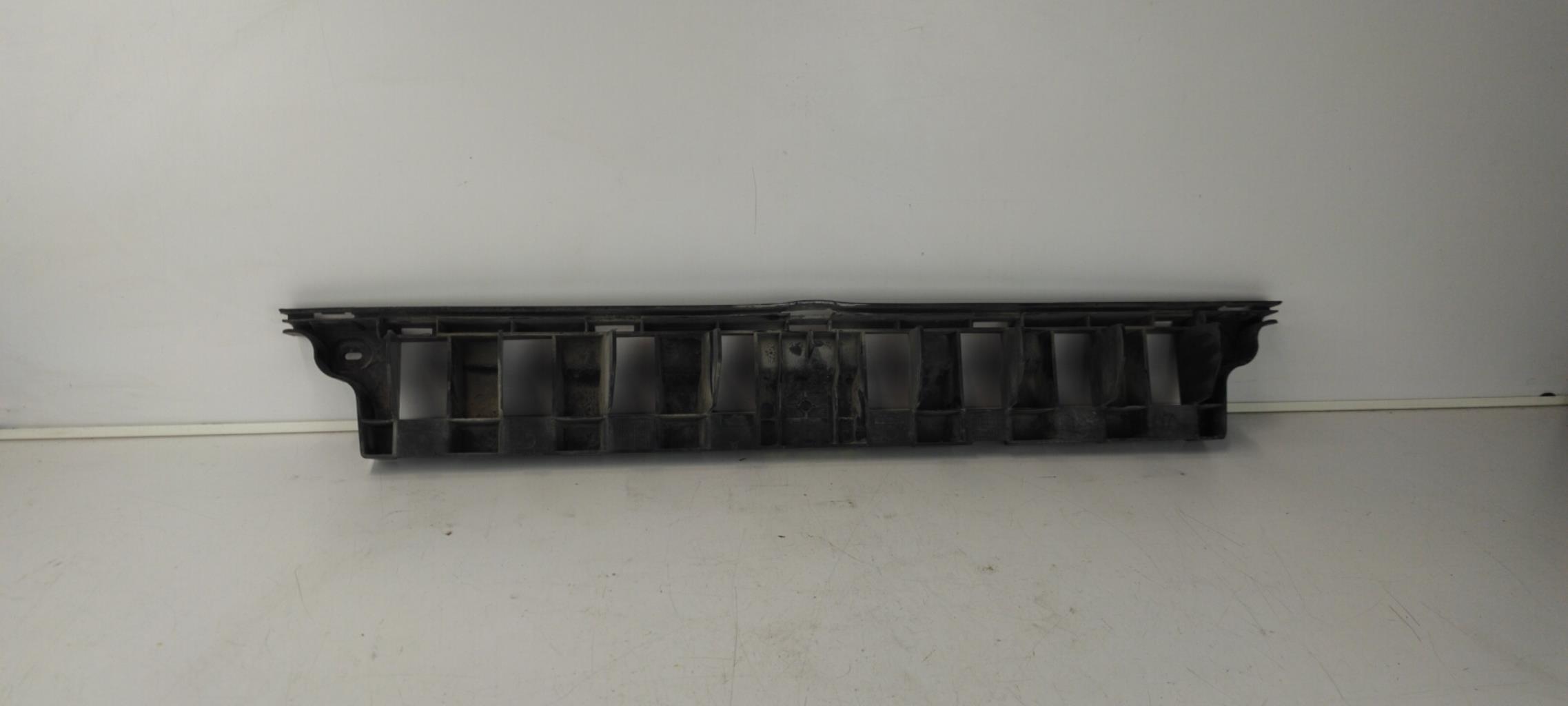 Assorbitore paraurti posteriore PEUGEOT 308 1 SW PHASE 1 BREAK Diésel - 1