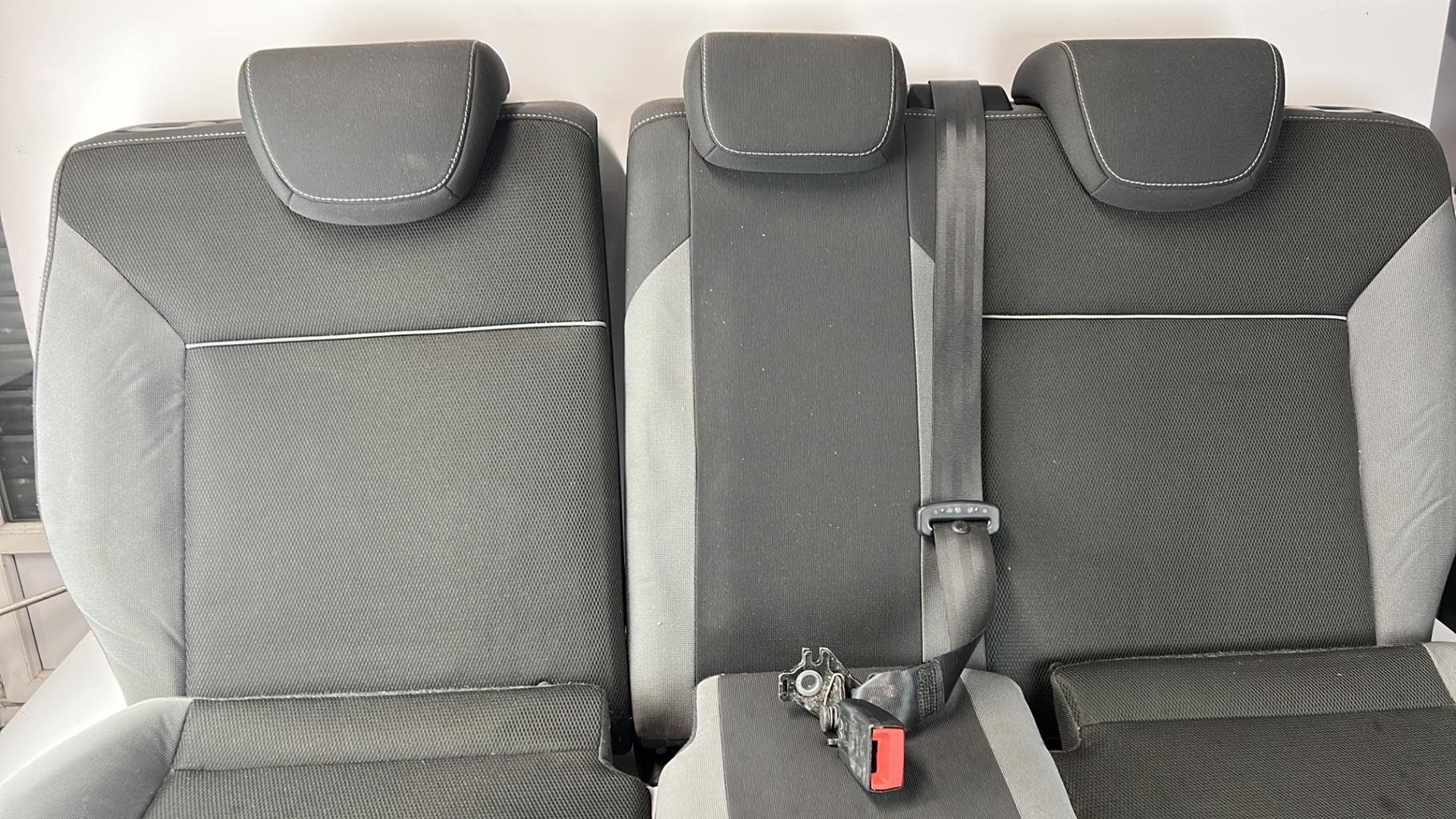 Banquette arriere FORD FOCUS 3 PHASE 1 BREAK Diesel - 1