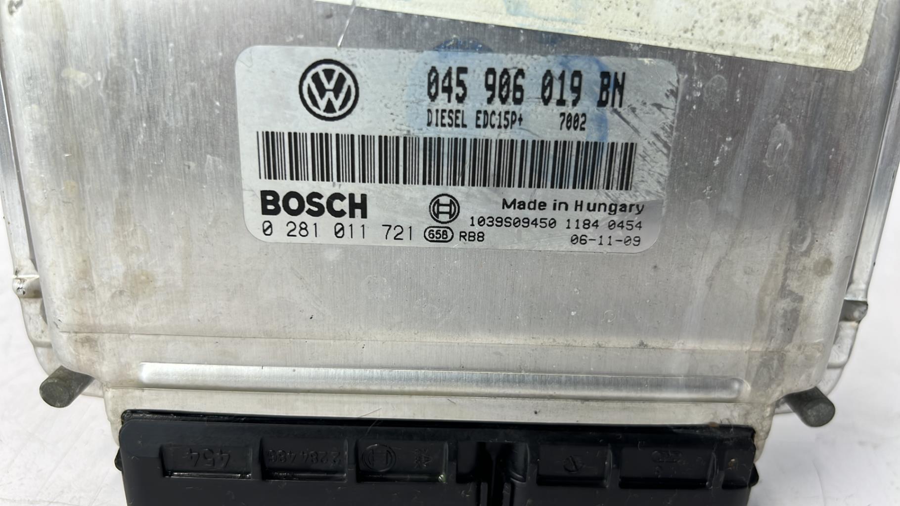 Calculateur VOLKSWAGEN FOX Diesel - 1