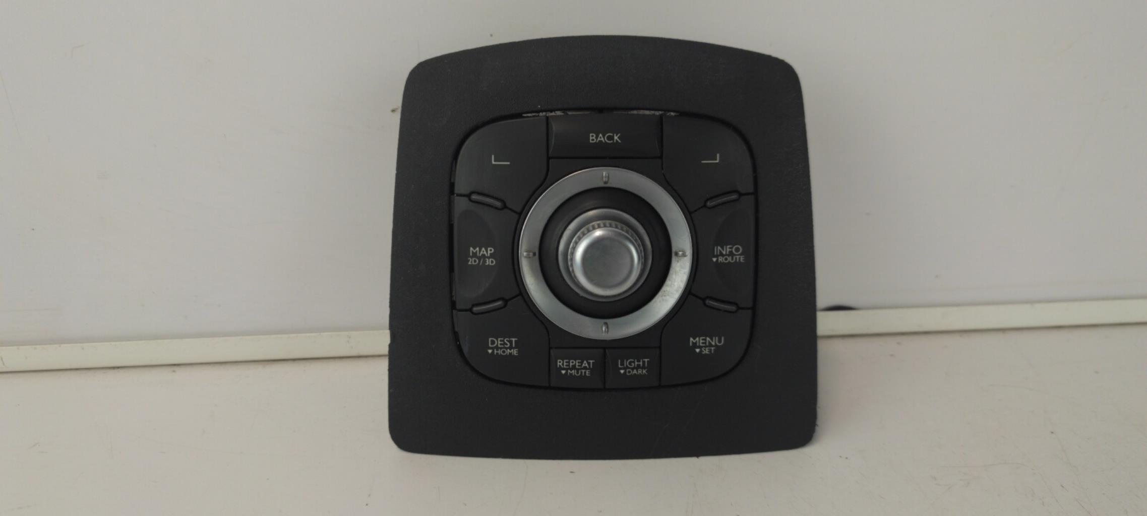 Commande GPS RENAULT SCENIC 3 PHASE 1 Diesel - 1