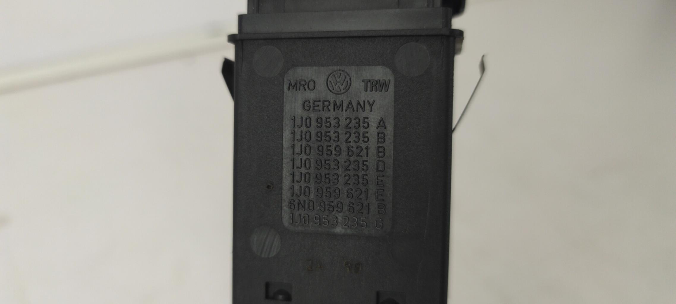 Comando sbrinatore lunotto posteriore VOLKSWAGEN GOLF 4 Diésel - 1