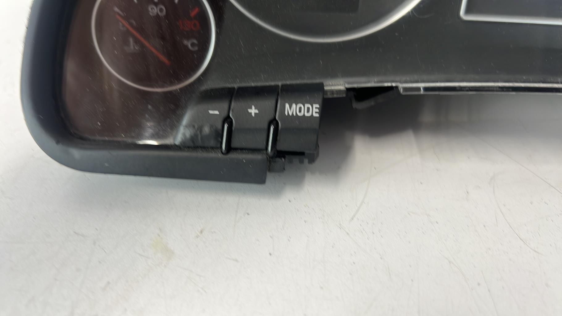 Compteur AUDI A4 2 AVANT PHASE 1 BREAK Diesel - 1