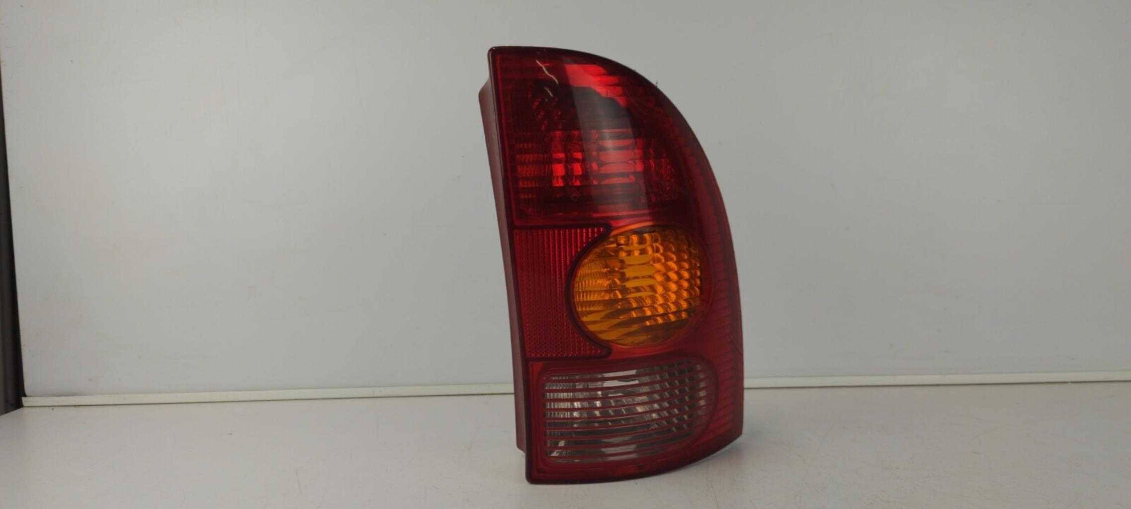 Fanale posteriore principale destro (luci) RENAULT MEGANE 1 BREAK Diésel - 1