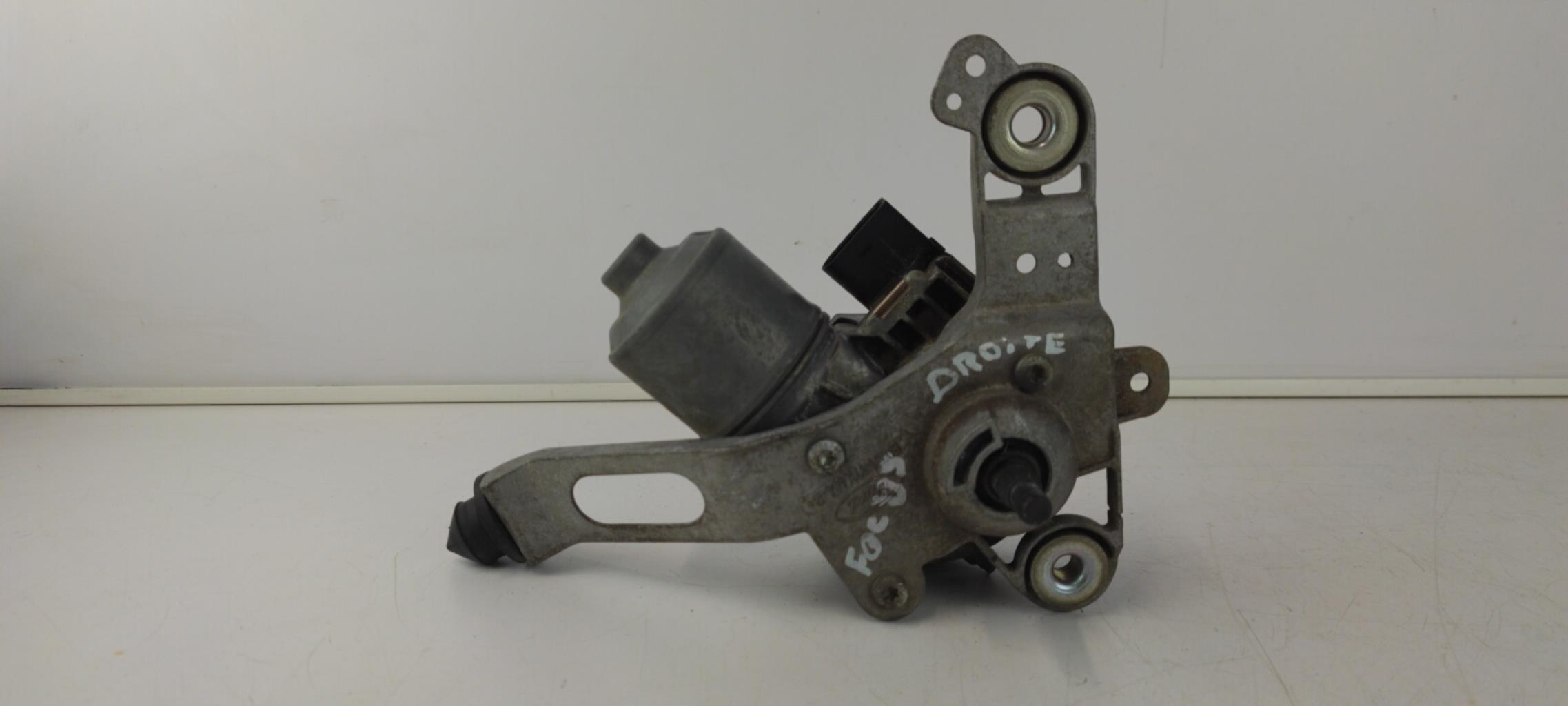 Motore tergicristallo anteriore destro FORD FOCUS 3 PHASE 1 BREAK Diésel - 1