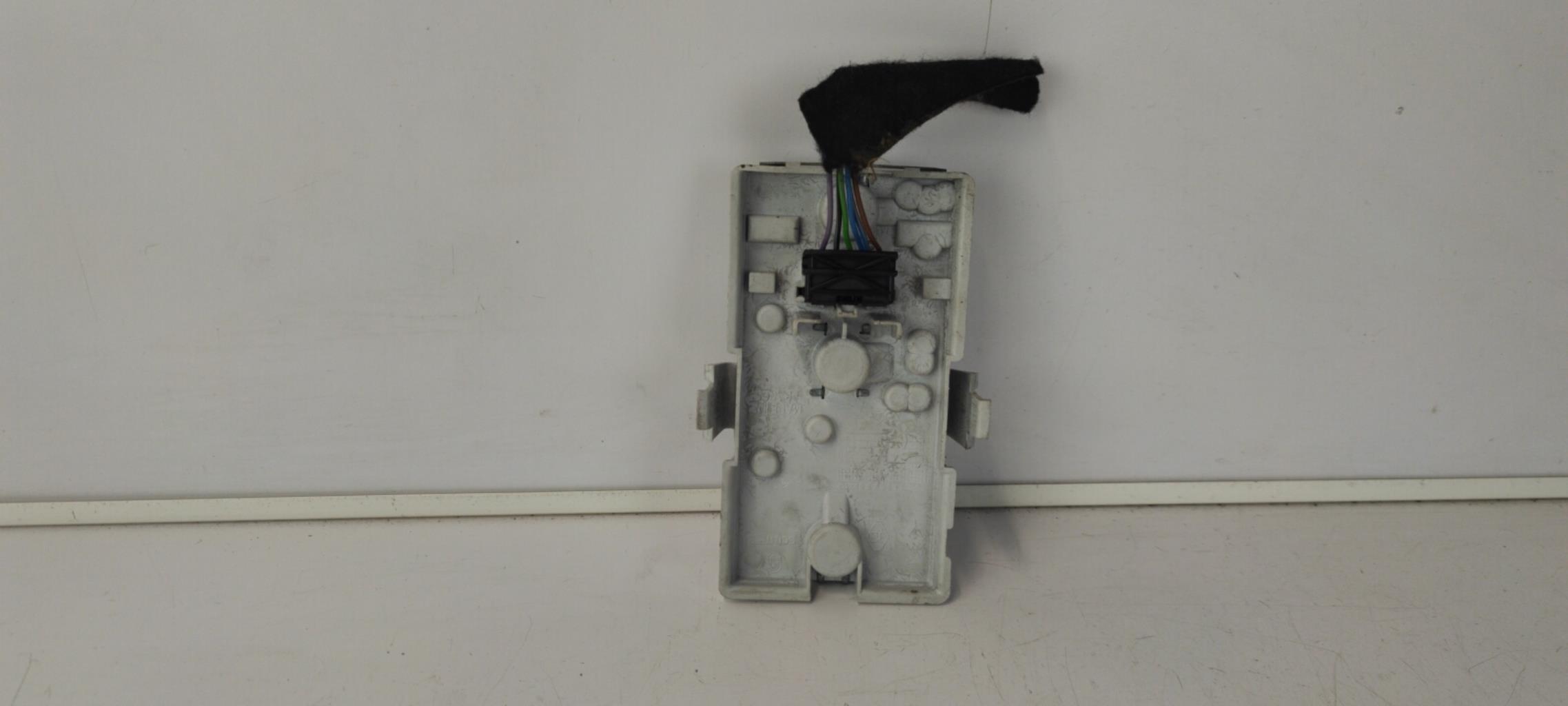 Base portalampade fanale posteriore sinistro RENAULT R19 PHASE 2 Gasolina - 1