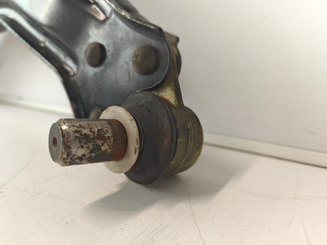 Triangolo anteriore sinistro MERCEDES VITO 638 Diésel - 1