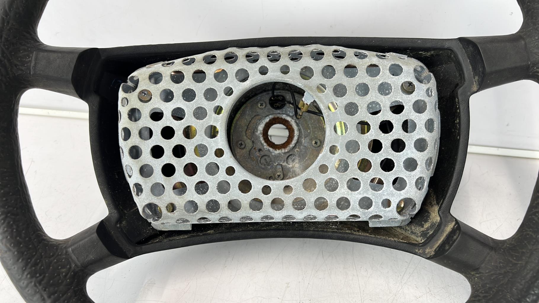 Volant MERCEDES 240 W123 Diesel - 1