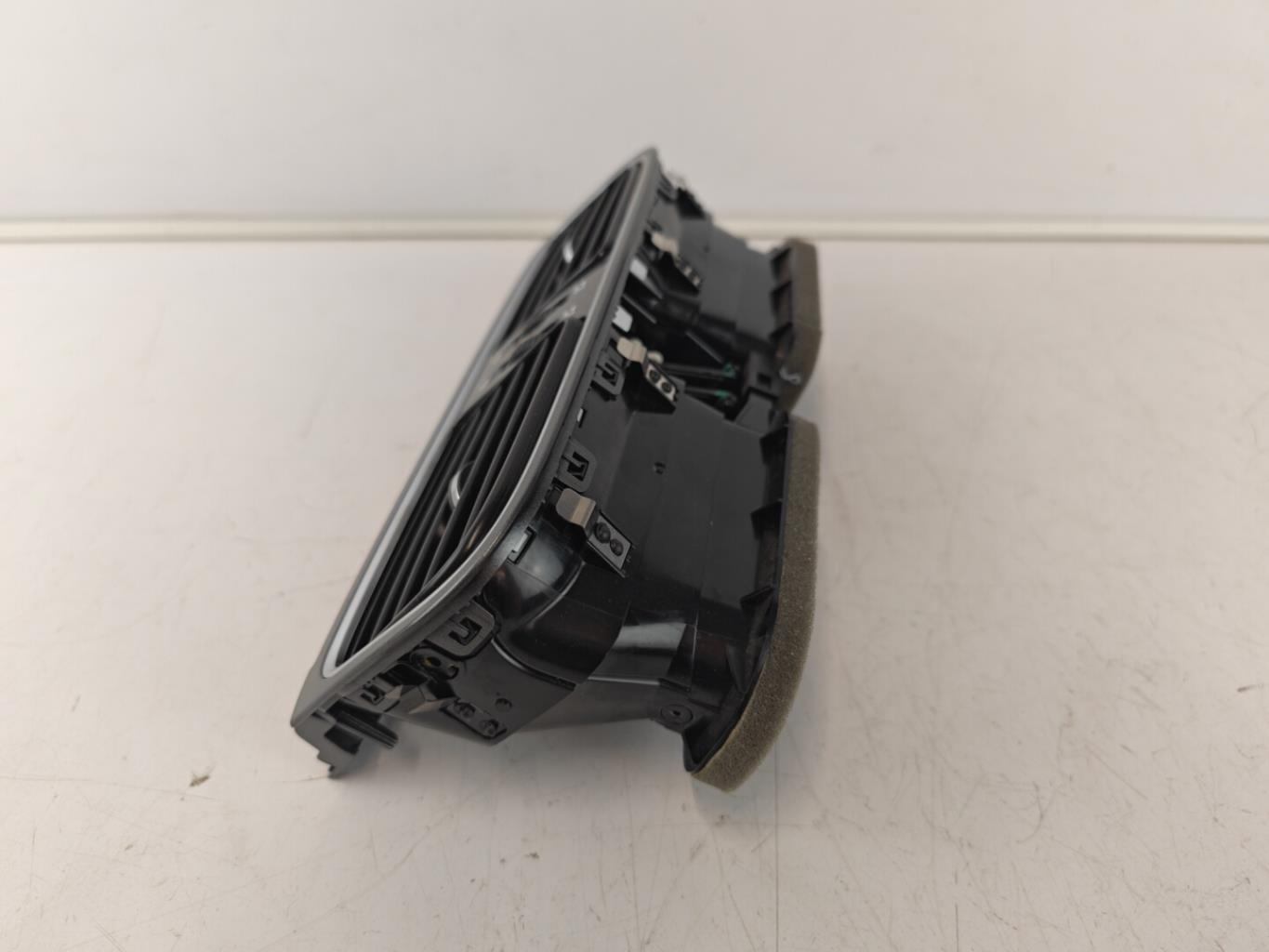 Bocchetta aerazione cruscotto VOLKSWAGEN POLO 5 PHASE 1 Gasolina - 1