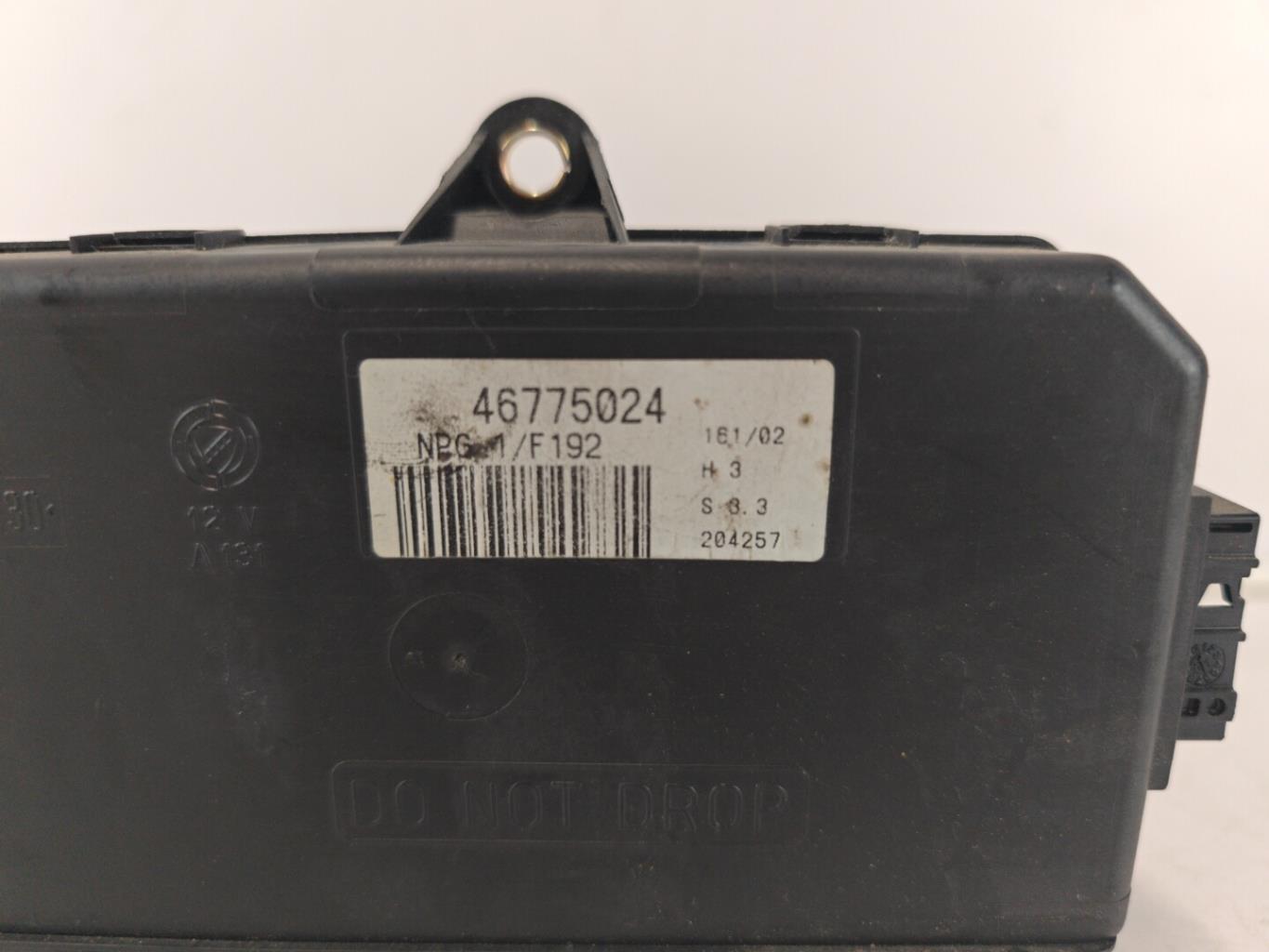 Boitier de centralisation FIAT STILO Essence - 1