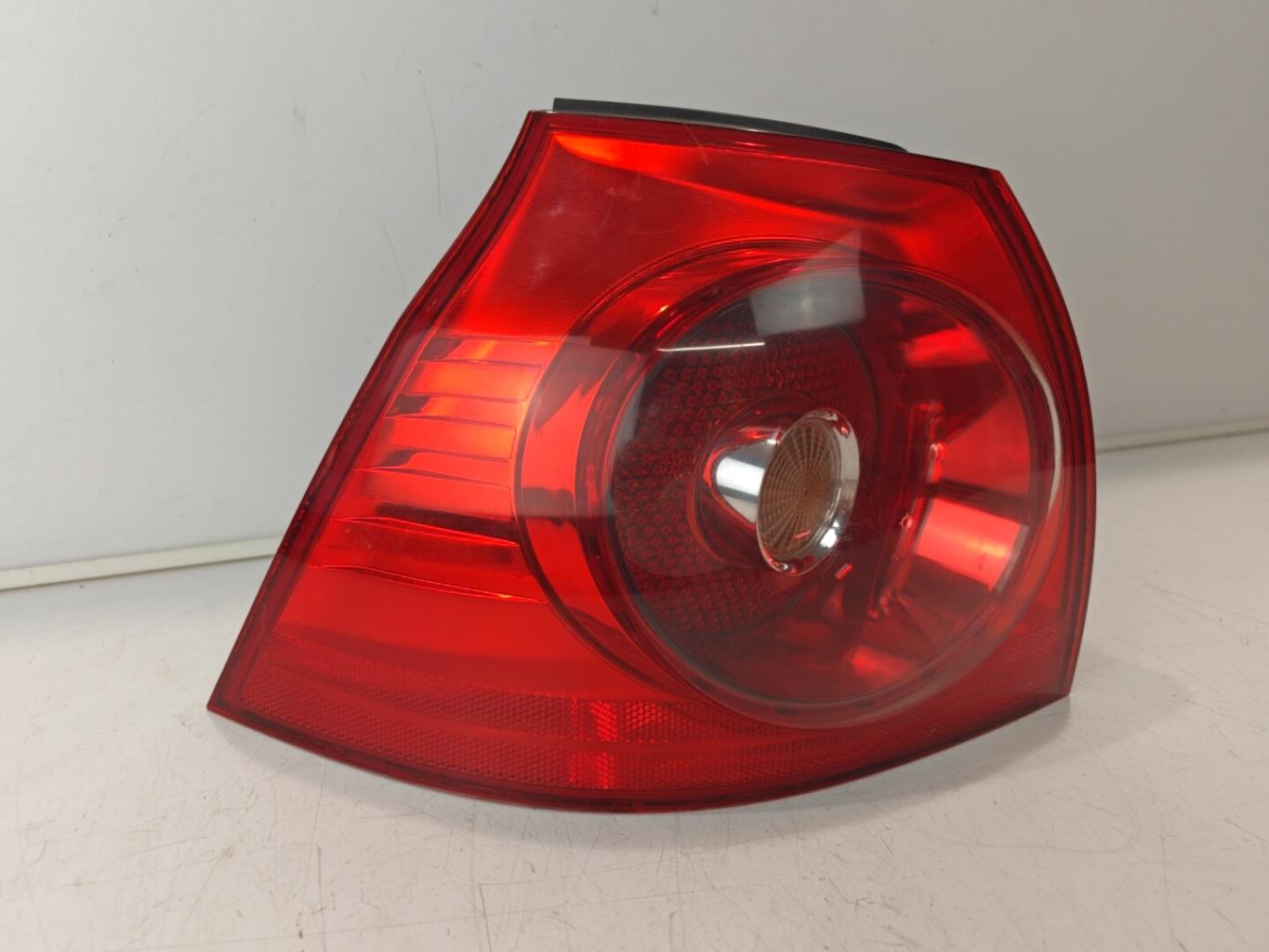Fanale posteriore principale sinistro (luci) VOLKSWAGEN GOLF 5 Diésel - 1