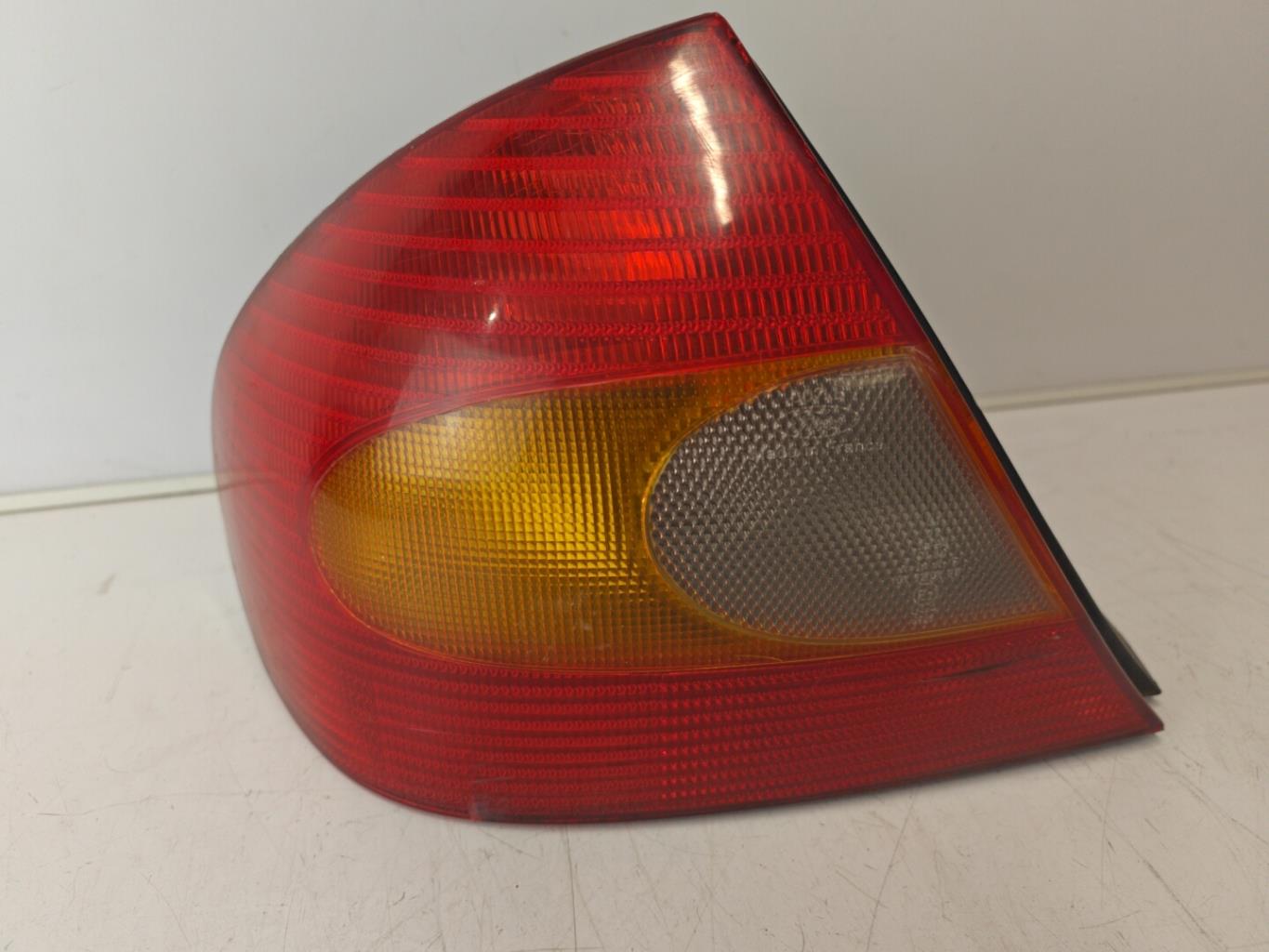 Fanale posteriore principale sinistro (luci) FORD MONDEO 1 PHASE 2 Diésel - 1