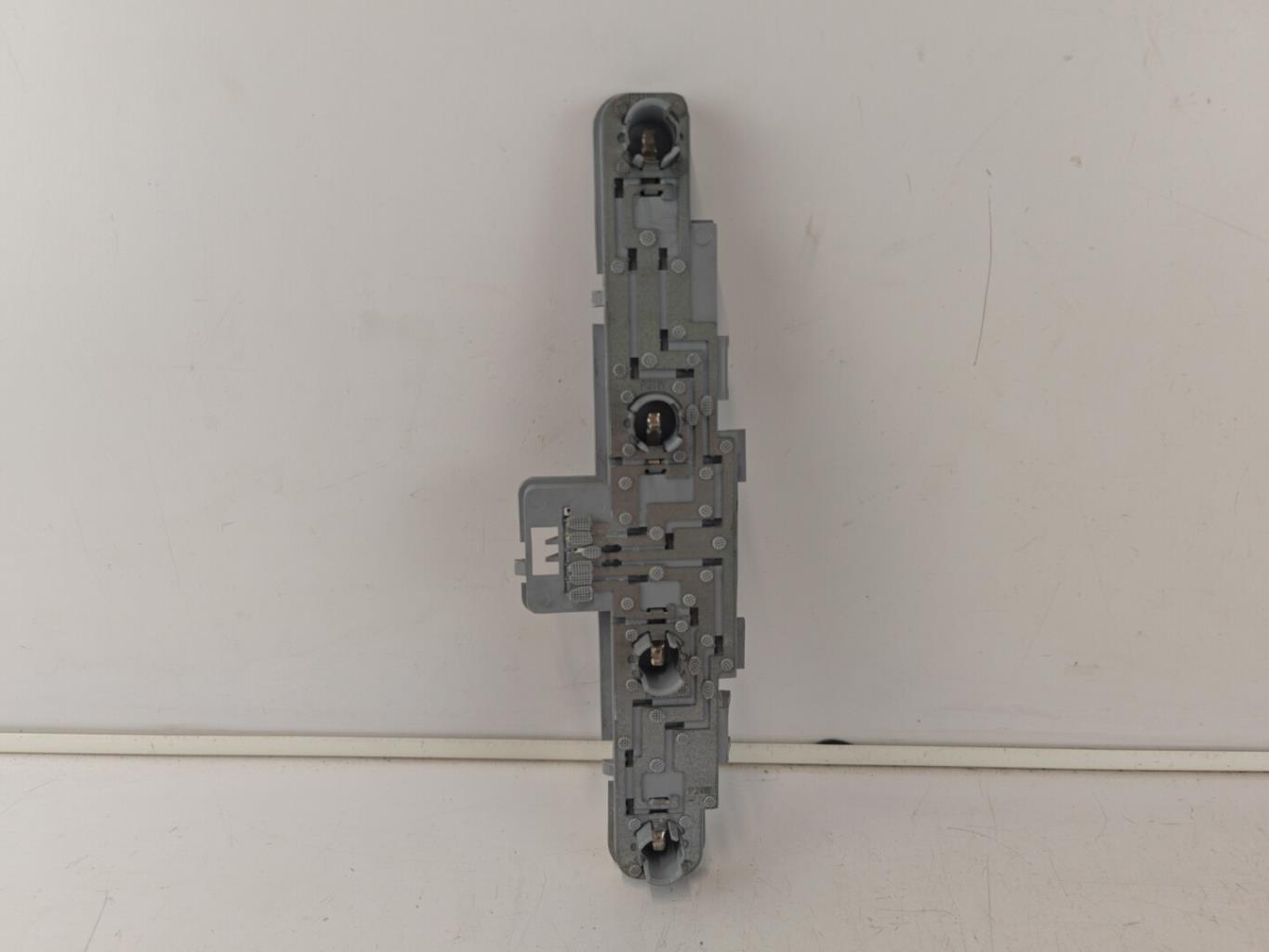 Base portalampade fanale posteriore destro OPEL ZAFIRA B PHASE 1 Diésel - 1