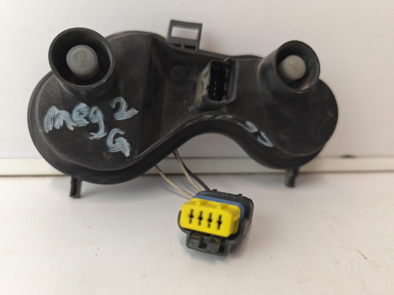 Base portalampade fanale posteriore sinistro RENAULT MEGANE 2 PHASE 1 Diésel - 1