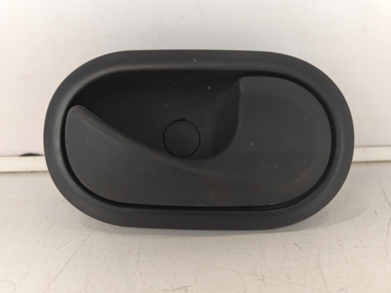 Maniglia interna posteriore destra RENAULT CLIO 3 PHASE 2 Gasolina - 1