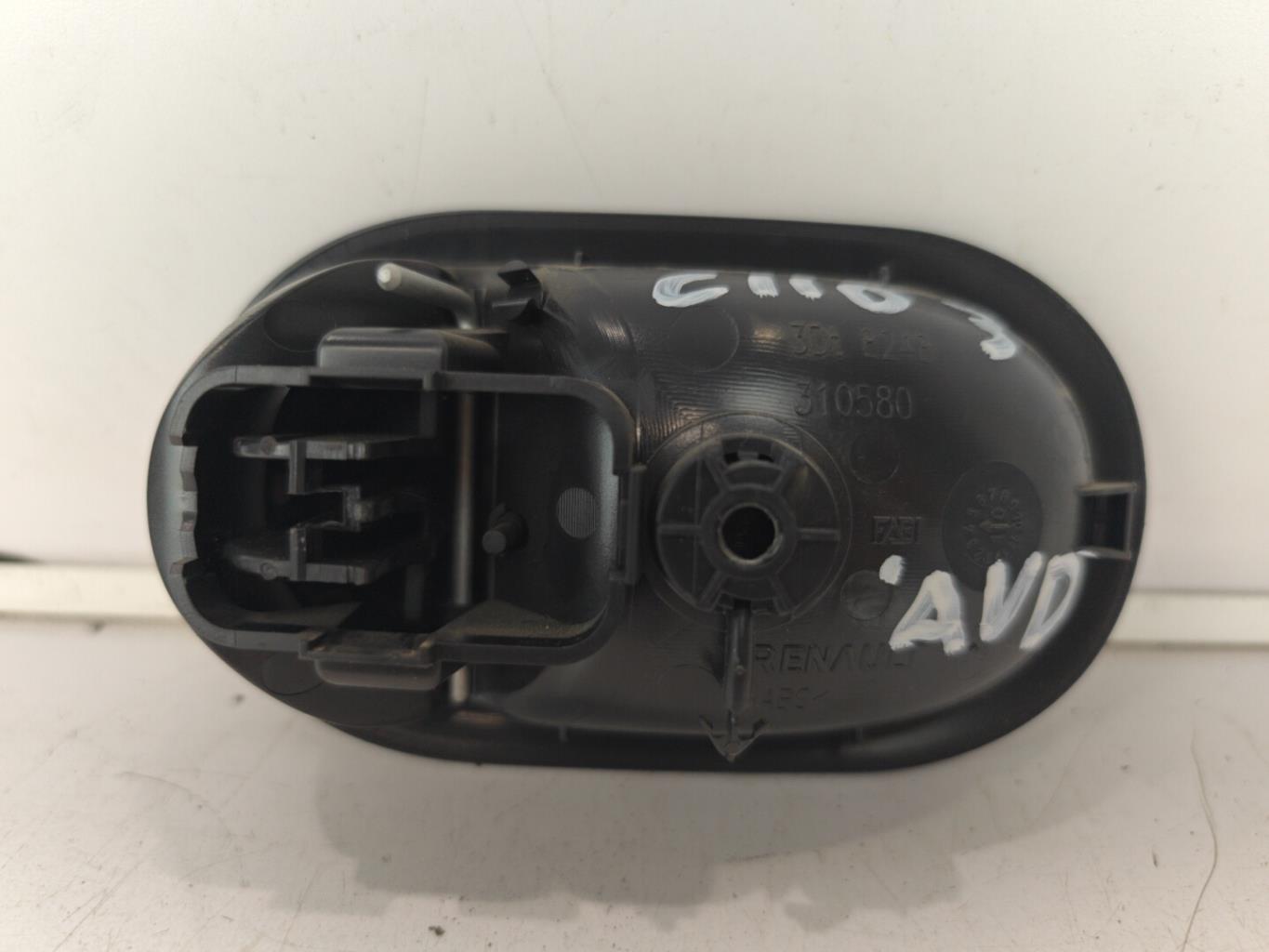 Maniglia interna anteriore destra RENAULT CLIO 3 PHASE 2 Gasolina - 1