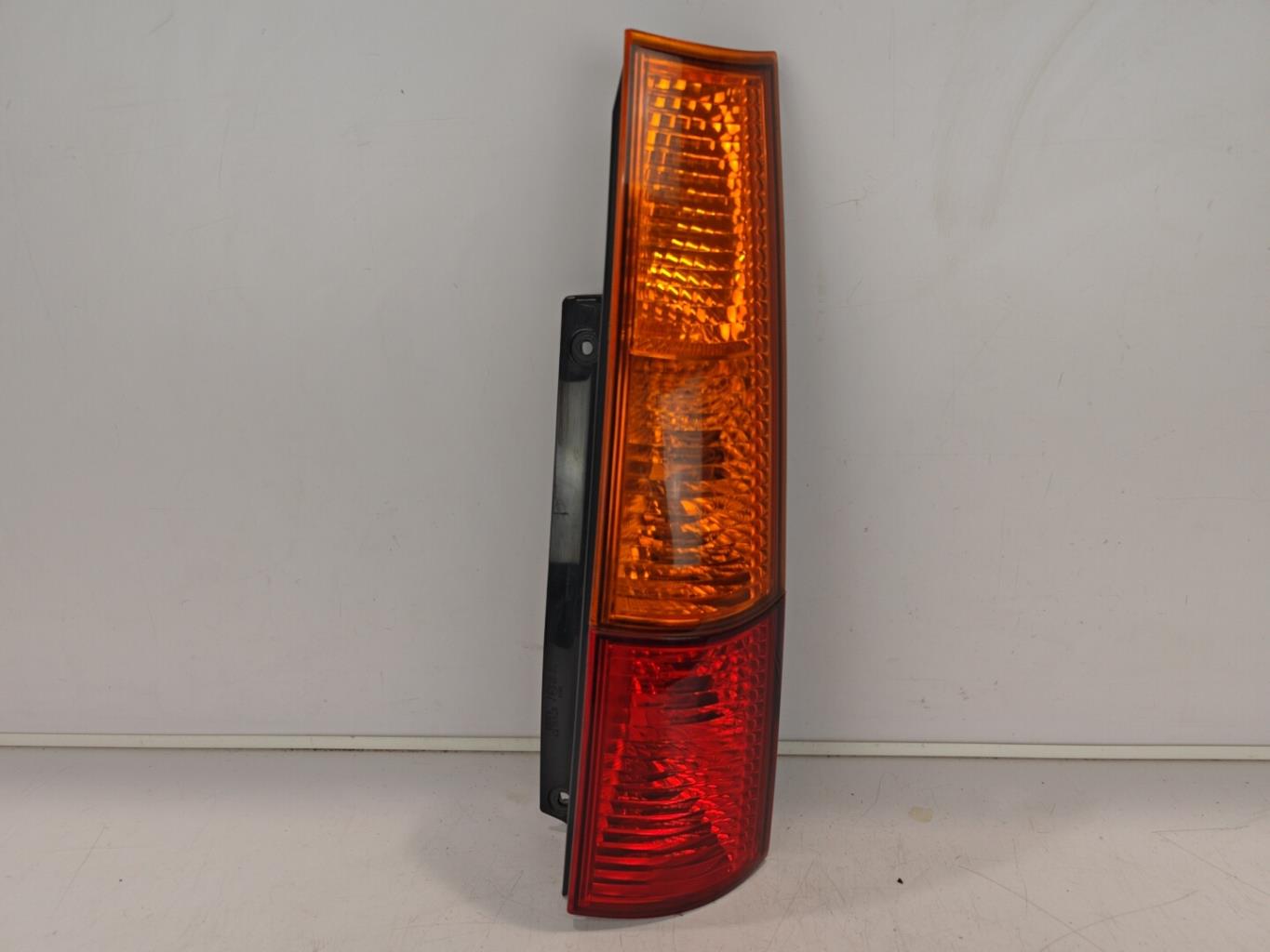 Fanale posteriore principale destro (luci) SUZUKI IGNIS 2 Diésel - 1