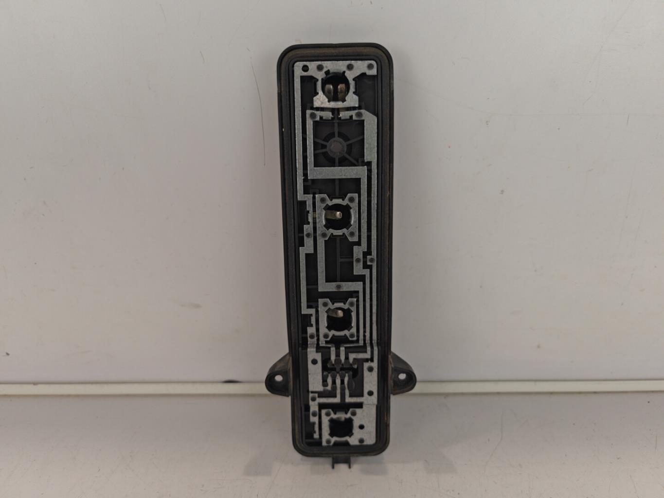 Base portalampade fanale posteriore sinistro CHRYSLER VOYAGER 3 Gasolina - 1