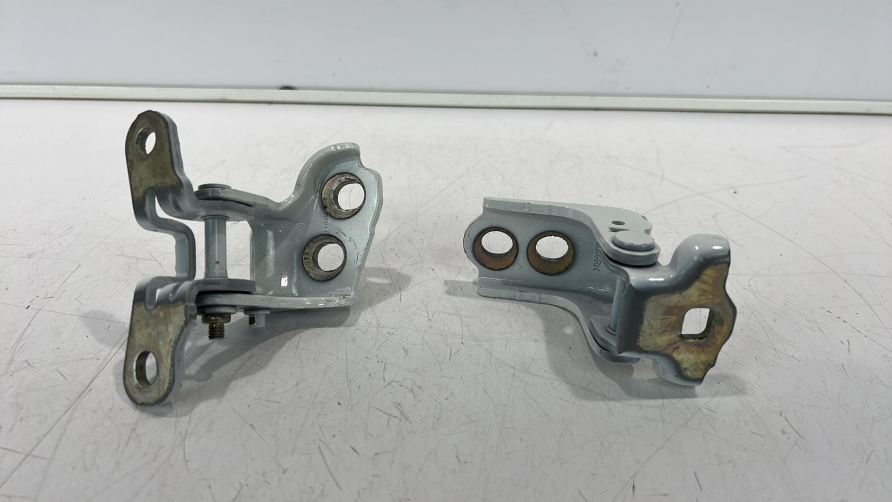Cerniera portiera posteriore destra RENAULT CLIO 5 PHASE 1 Diésel - 1