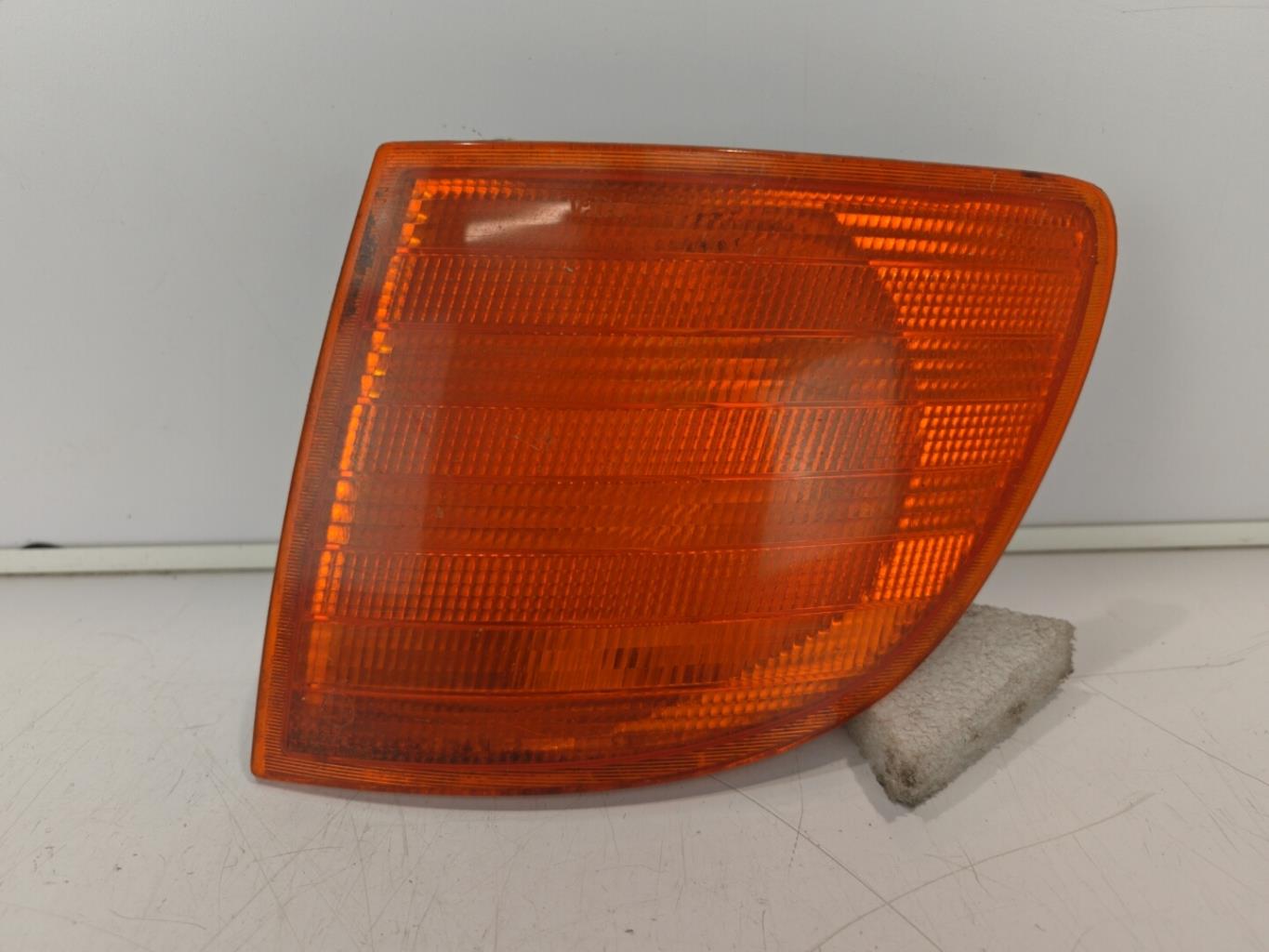 Gruppo ottico anteriore secondario sinistro (luci)(freccia) MERCEDES VITO 638 Diésel - 1