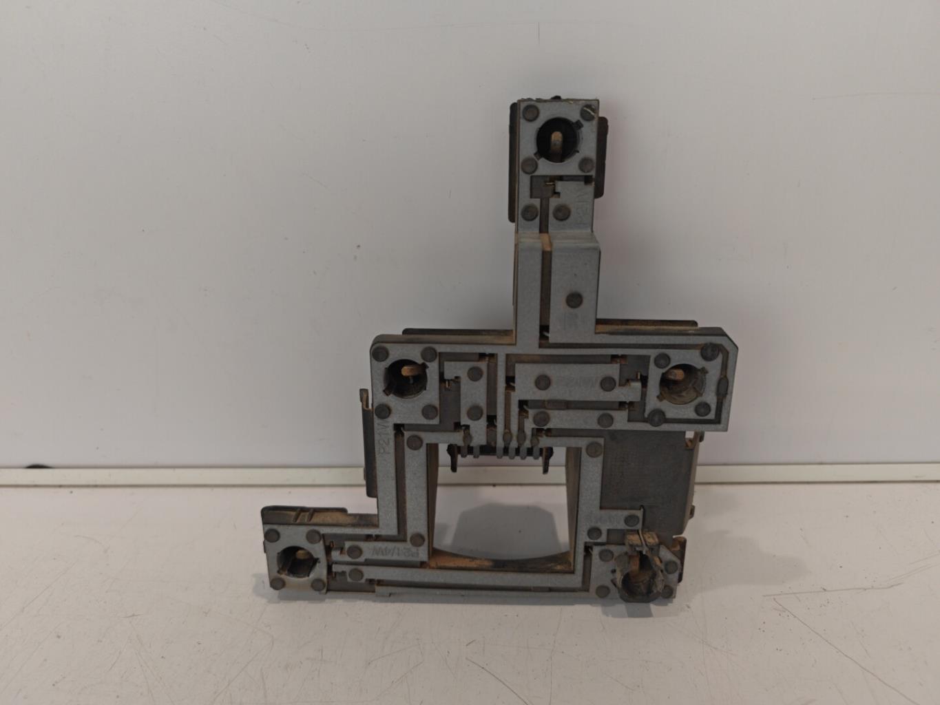 Base portalampade fanale posteriore destro FORD MONDEO 1 PHASE 2 Diésel - 1