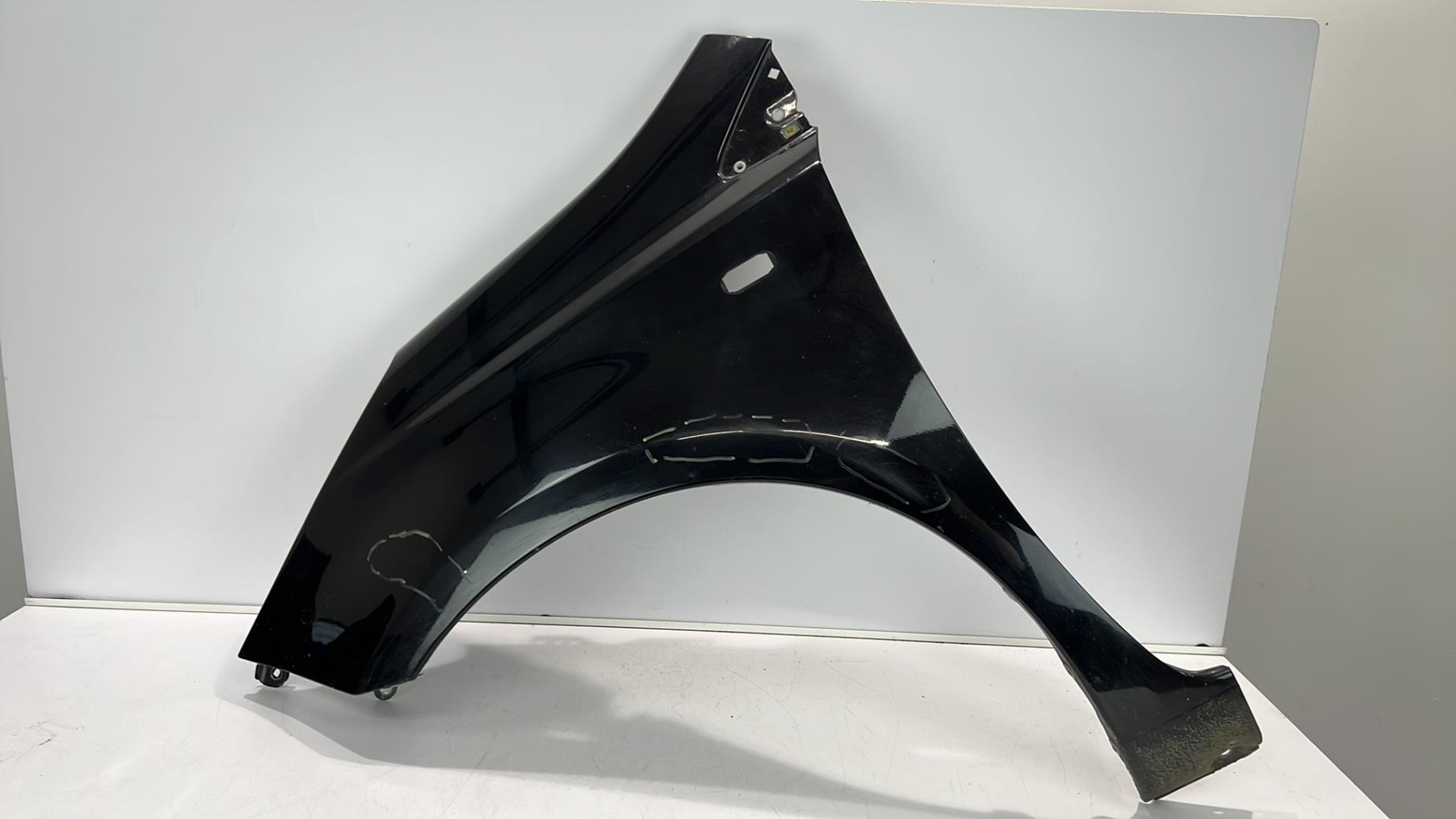 Aile avant gauche NISSAN NOTE 1 PHASE 1 Diesel - 1