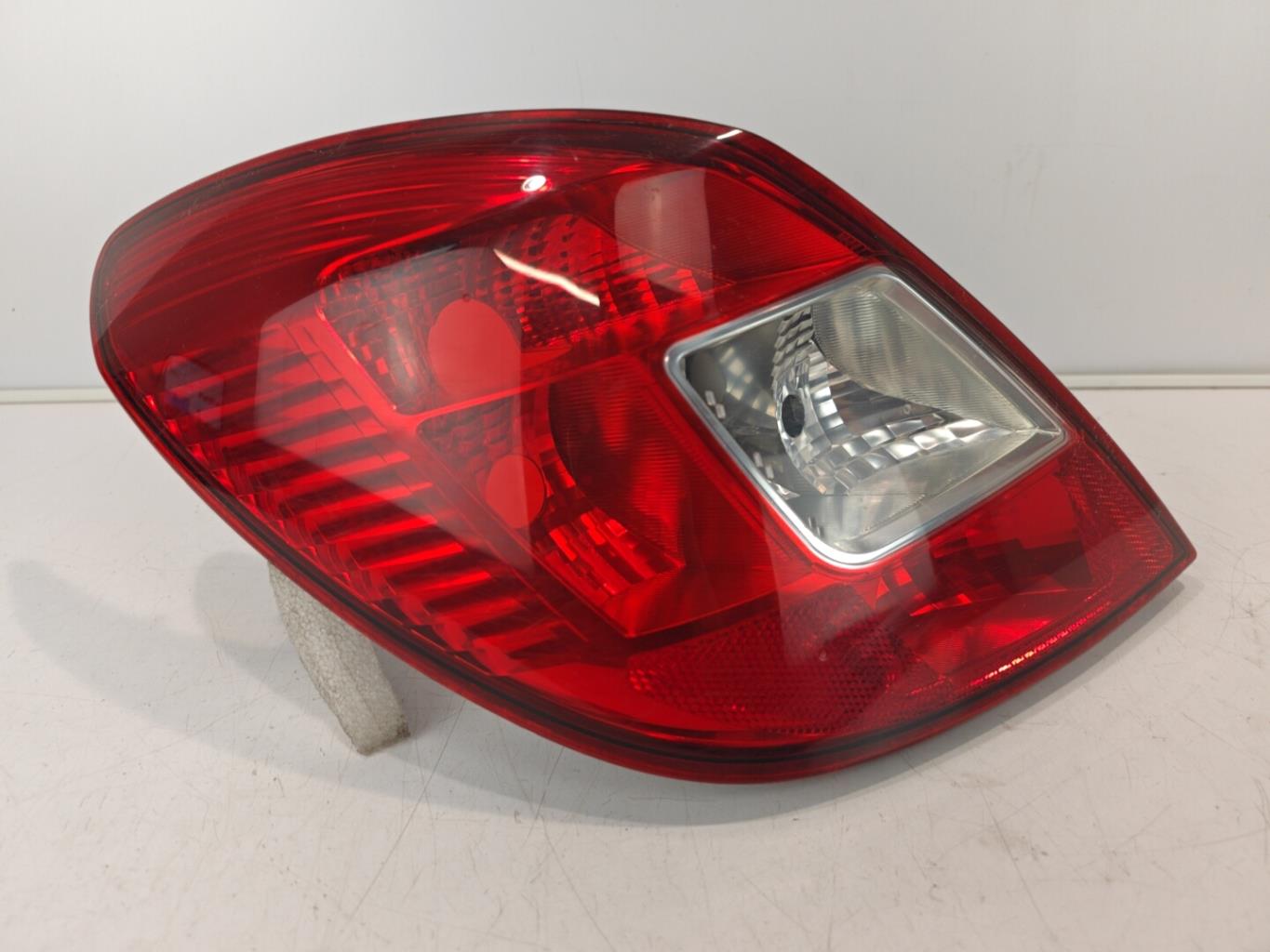 Fanale posteriore principale sinistro (luci) OPEL CORSA D PHASE 1 Diésel - 1