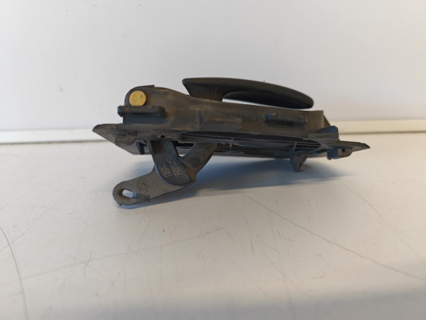 Maniglia interna posteriore destra PEUGEOT 206 PHASE 2 Diésel - 1