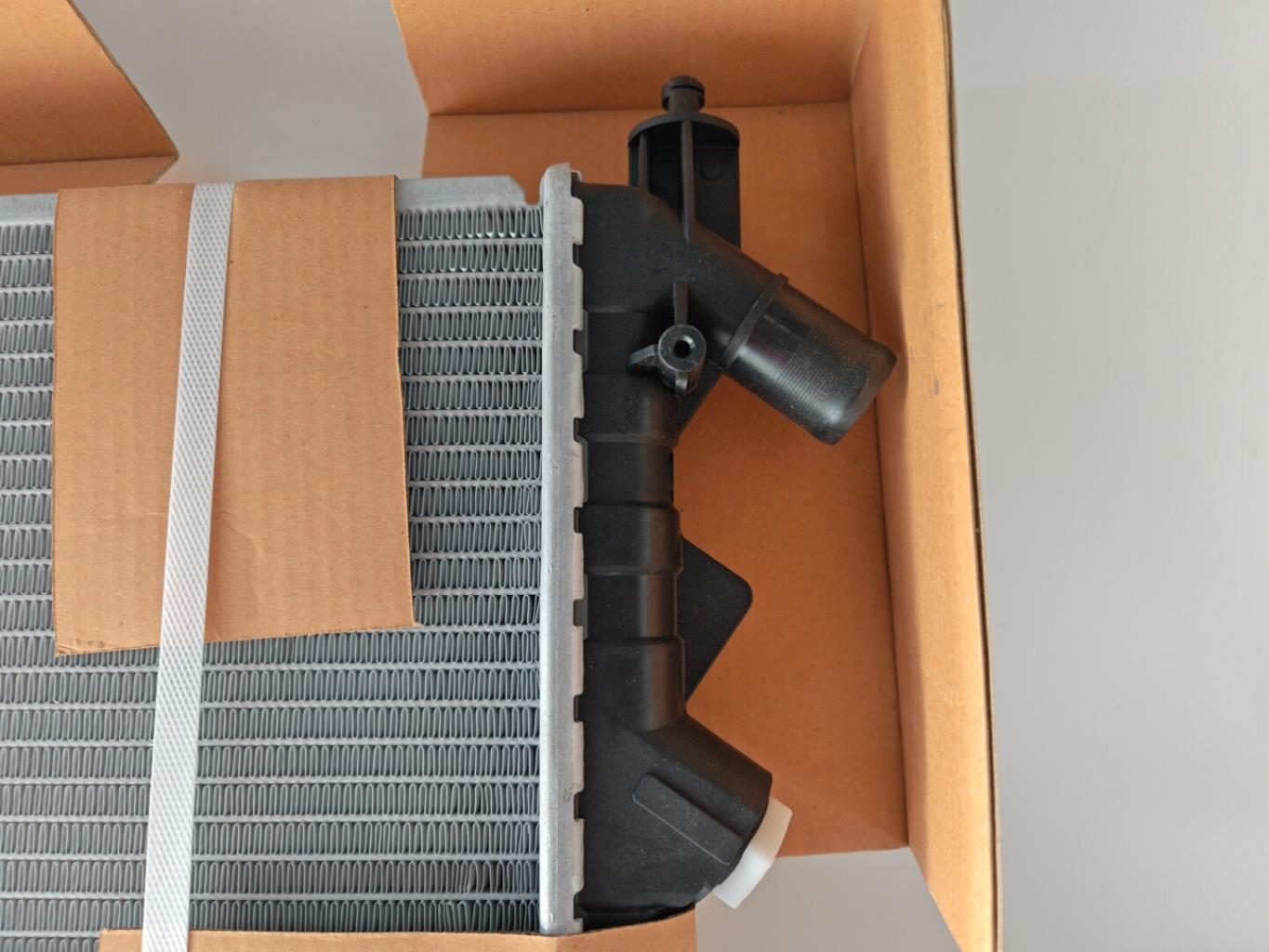 Radiateur eau RENAULT LAGUNA 1  - 1