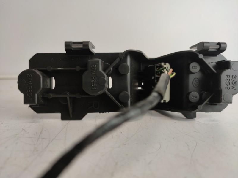 Base portalampade fanale posteriore destro OPEL CORSA A PHASE 2  - 1