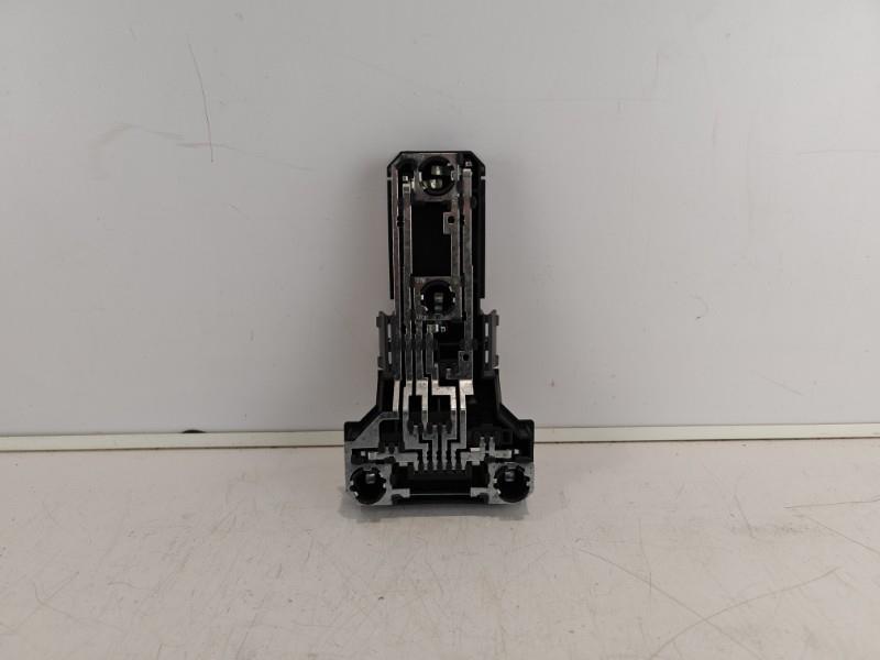 Base portalampade fanale posteriore sinistro VOLKSWAGEN PASSAT 4 PHASE 1 BREAK Diésel - 1