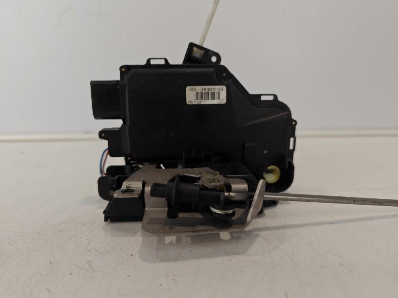 Serrure avant gauche AUDI A4 1 PHASE 2 Diesel - 1