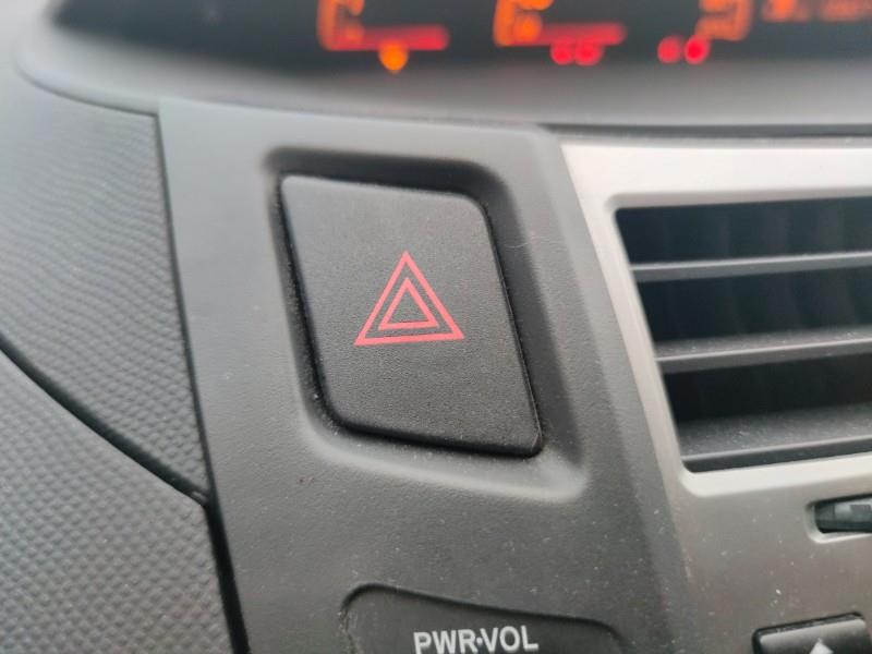 Interruttore luci emergenza TOYOTA YARIS 2 PHASE 2 Diésel - 1